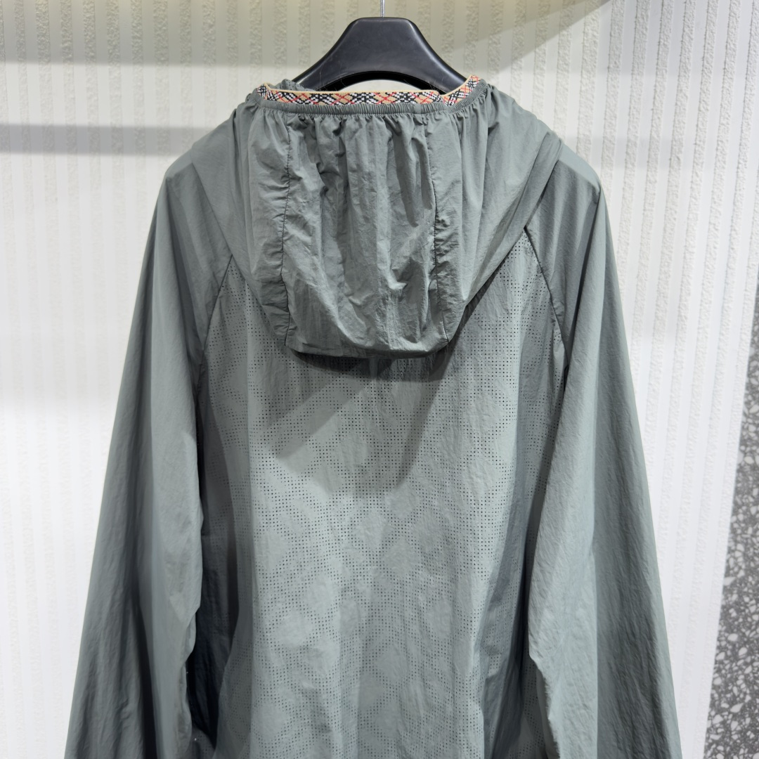 Burberry Haute Couture Designer Jacket Coat Ready-to-Wear Ref.1AFB7859 4