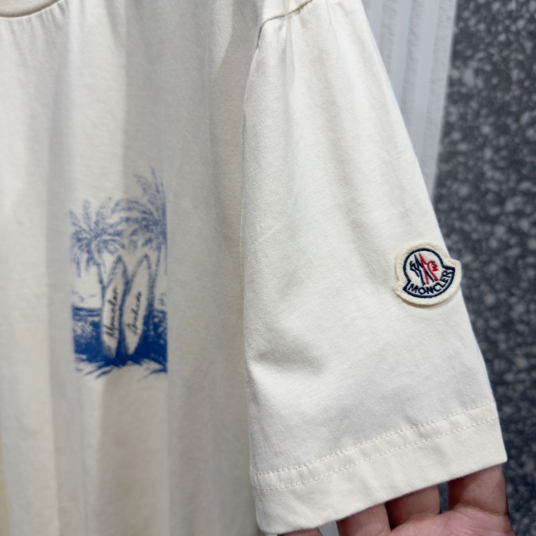 盟可睐 Moncler 高级成衣风衣外套及大衣服饰 #40573774 6