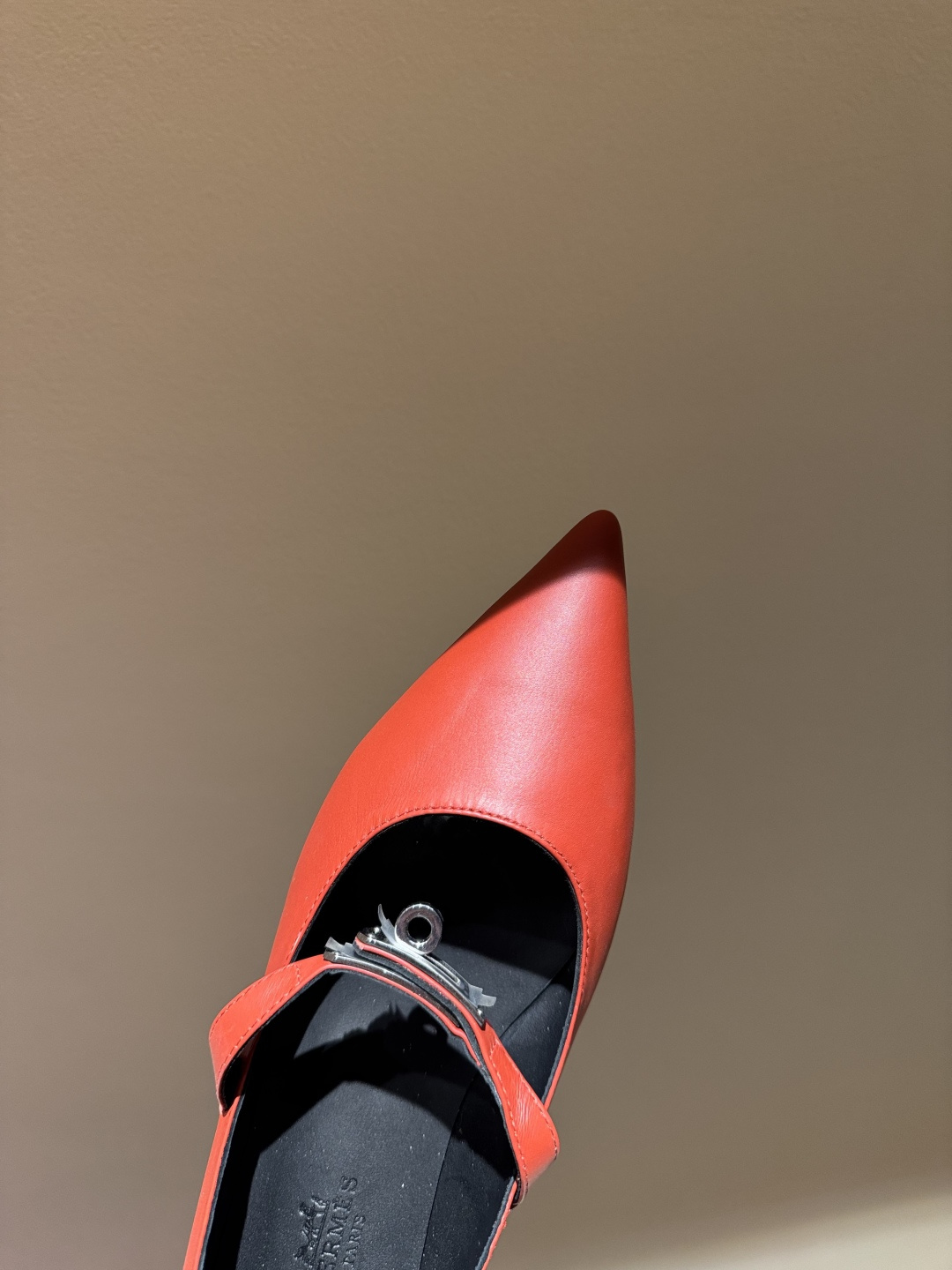 Newest Hermes Kelly Button in Emma Springs – High-Quality Luxury Shoes Collection - 图片 4