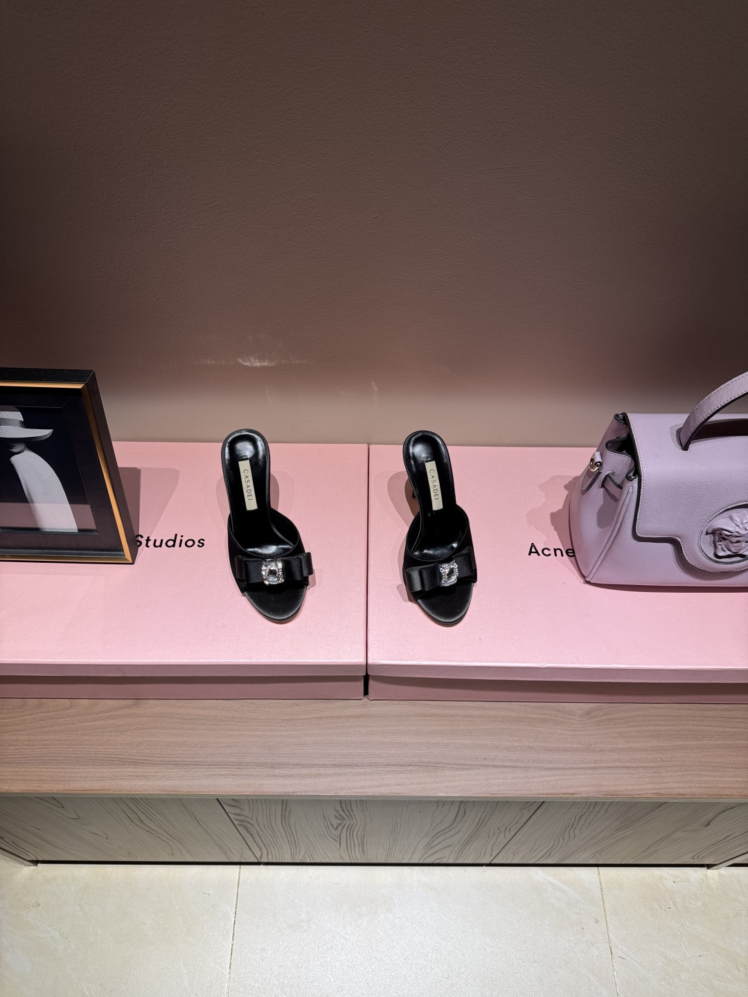 Luxury CASADEI/Casatti Butterfly Heel Shoes: High-Quality and Sexy Italian Design - 图片 3