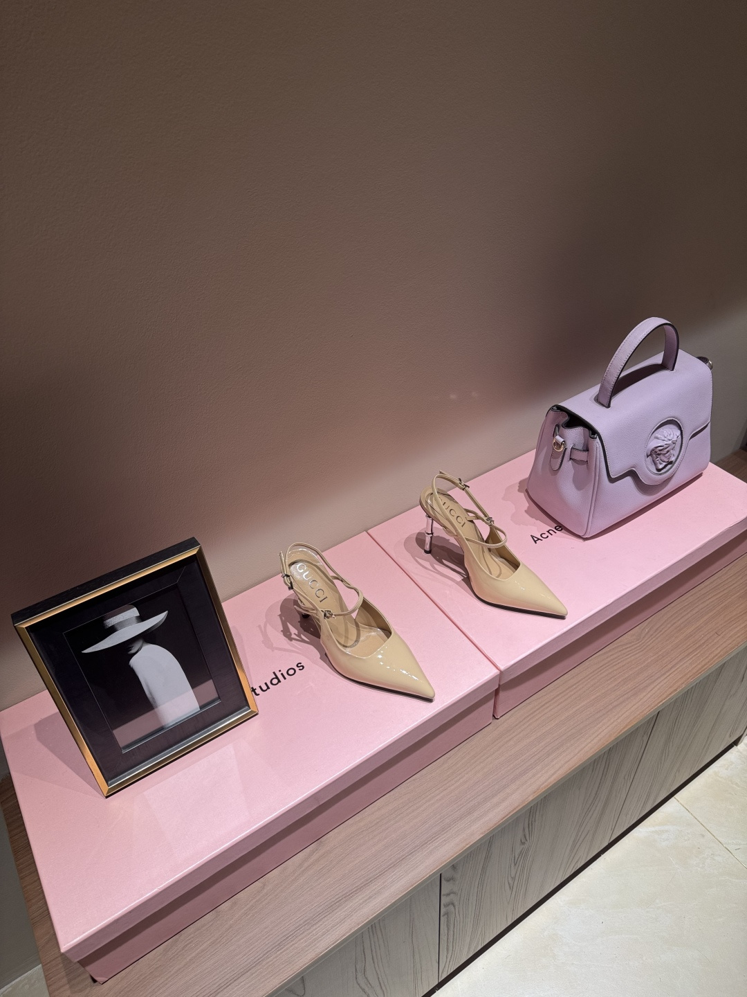 GUCCI 25S nouveautés printemps-été chaussures à talon en bambou sandales à bride arrière talon haut cuir verni importé + doublure en agneau