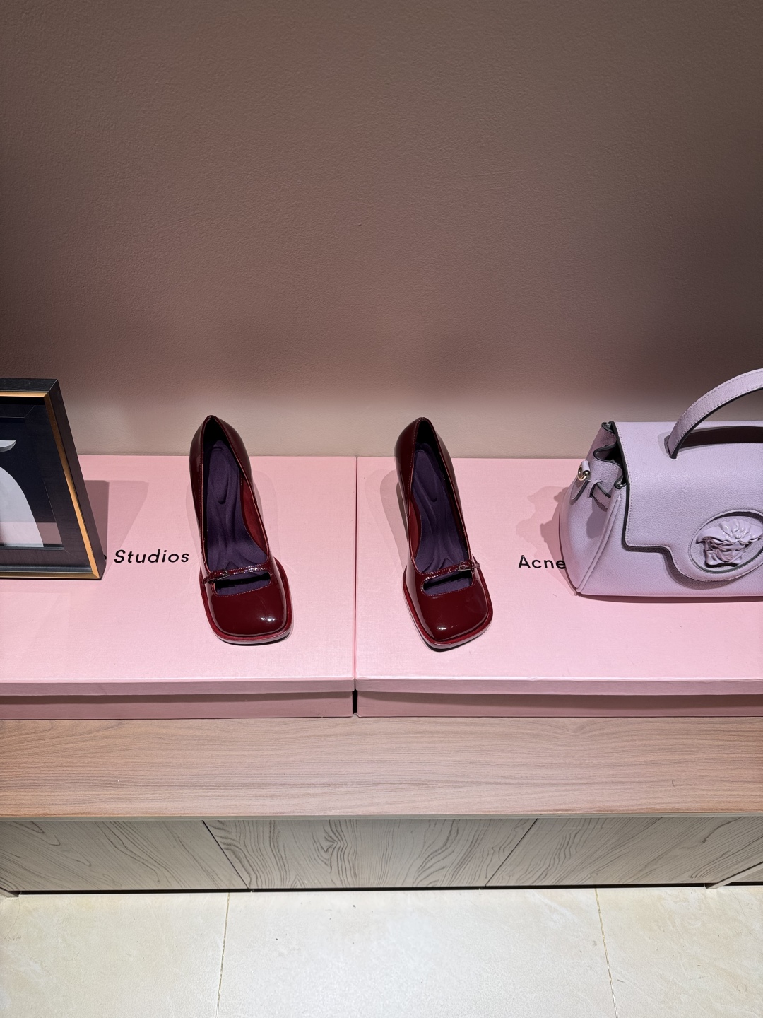 The Attico: Italian Luxury Fashion Brand with Retro-Inspired Designs and Impressive Style - 图片 2