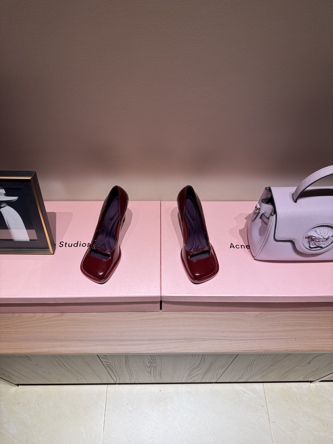 The Attico: Italian Luxury Fashion Brand with Retro-Inspired Designs and Impressive Style - 图片 3
