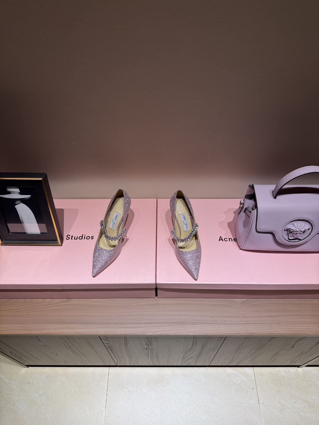 Review: Jimmy Choo Glitt-Sniffled Heels – Comfortable, Stylish, and Versatile - 图片 4