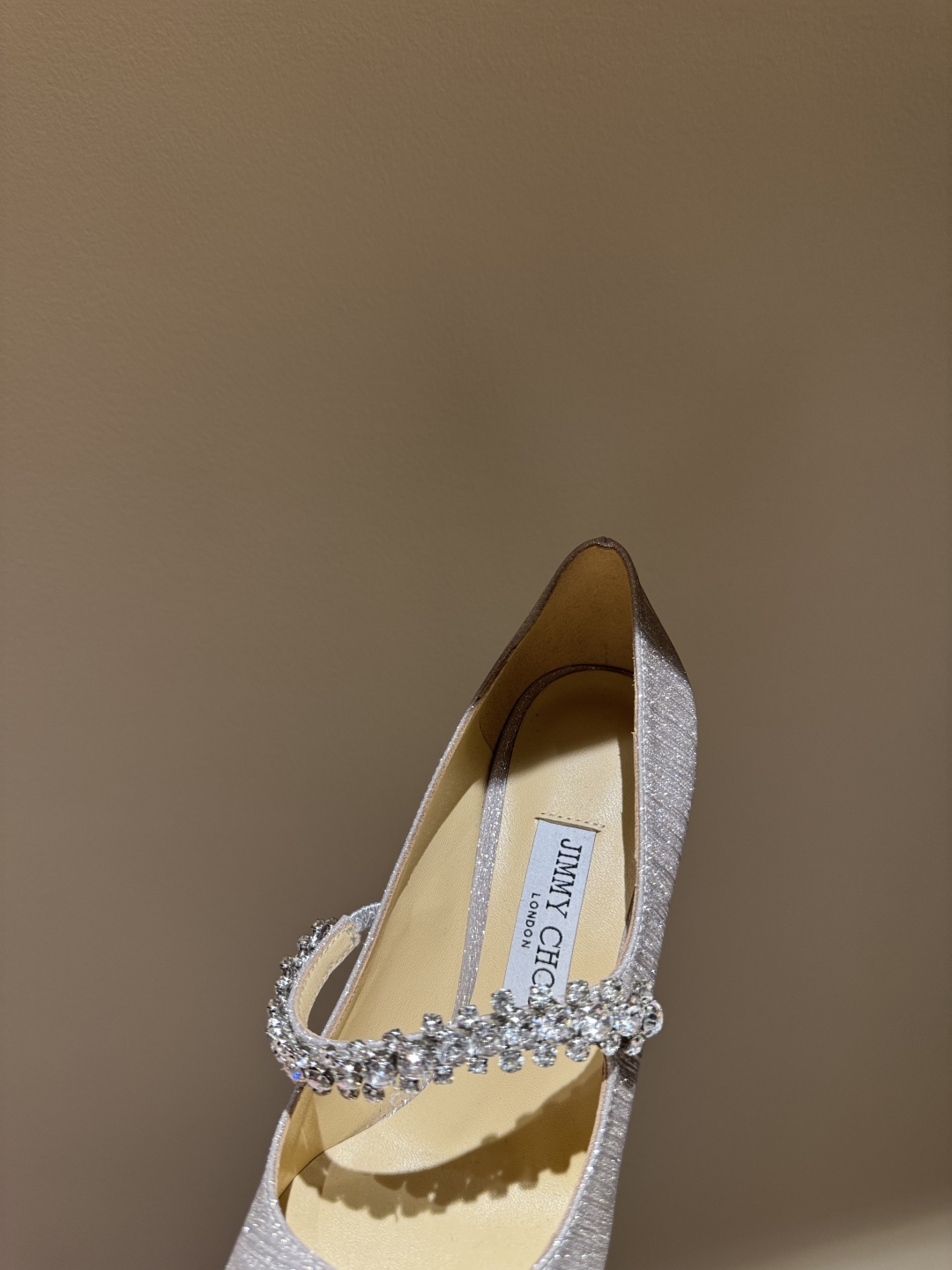 Review: Jimmy Choo’s Glitter Heels – Comfortable and Stylish High-Quality Shoes - 图片 6