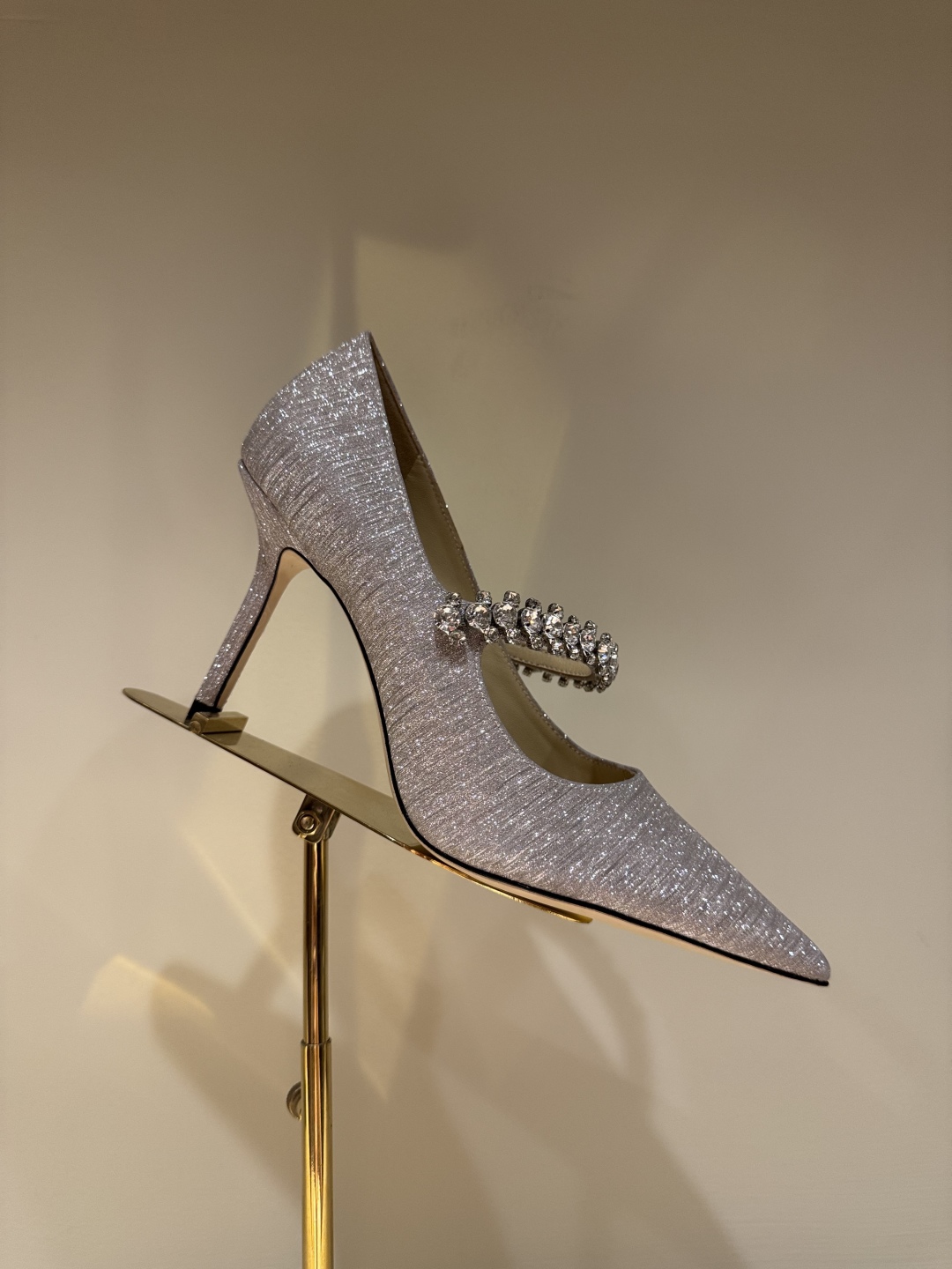 Review: Jimmy Choo’s Glitter Heels – Comfortable and Stylish High-Quality Shoes