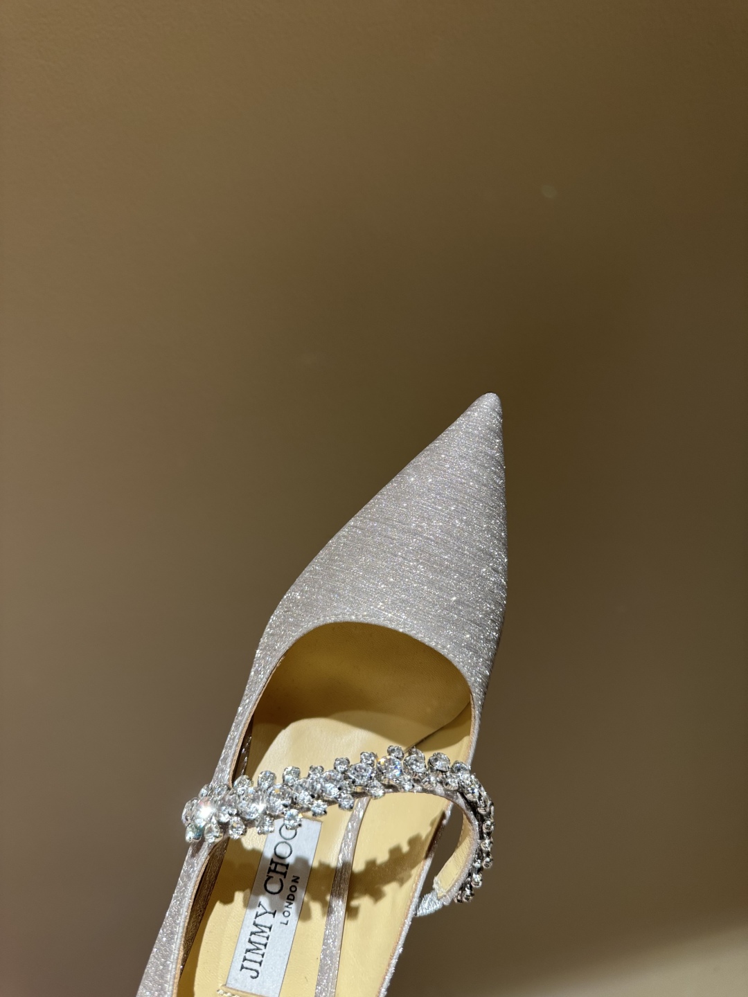 Review: Jimmy Choo’s Glitter Heels – Comfortable and Stylish High-Quality Shoes - 图片 5