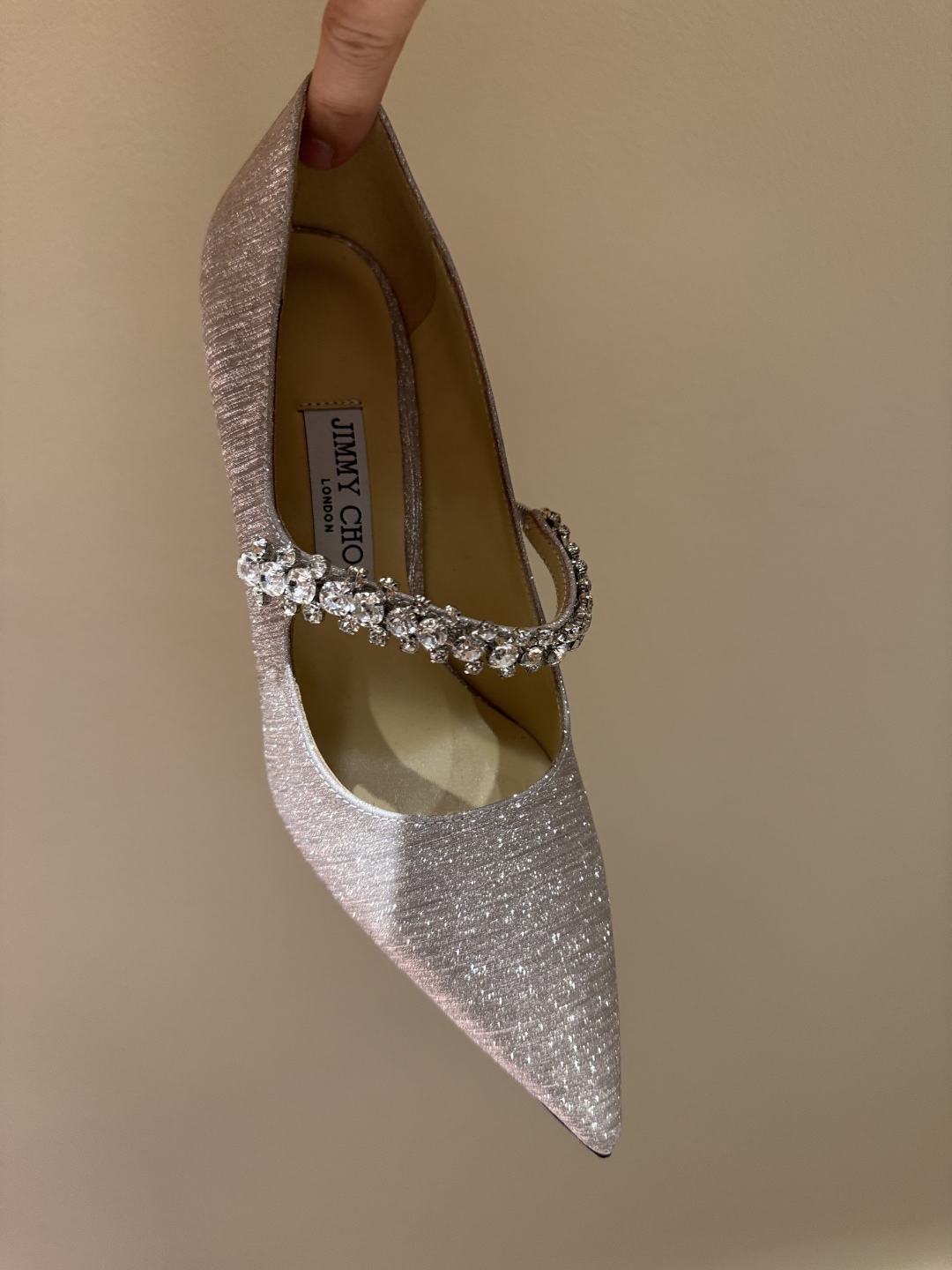 Review: Jimmy Choo’s Glitter Heels – Comfortable and Stylish High-Quality Shoes - 图片 8