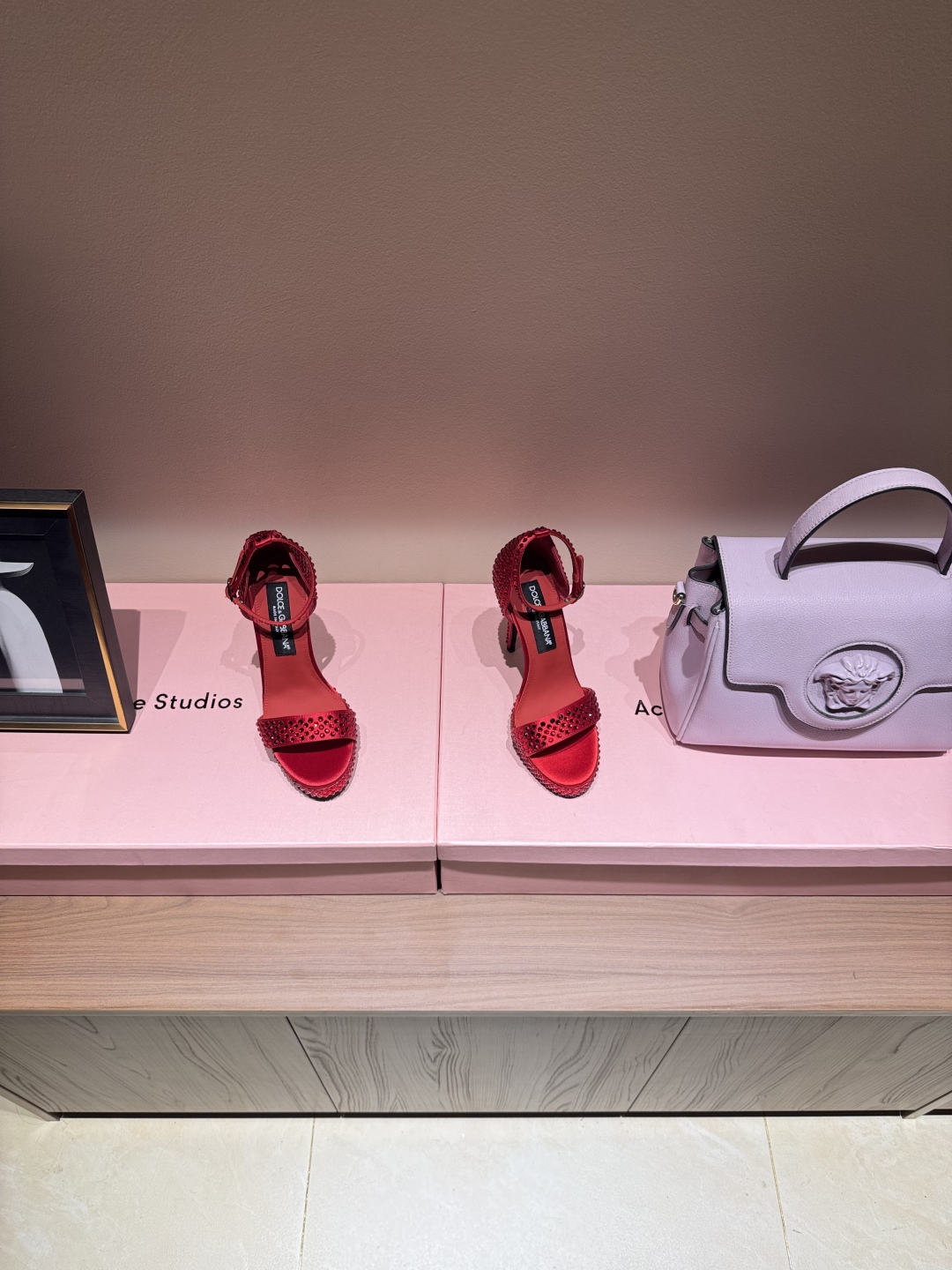 Luxurious Dujabana Shoes: Emotion, Tradition, Elegance, and Noble Details - 图片 3