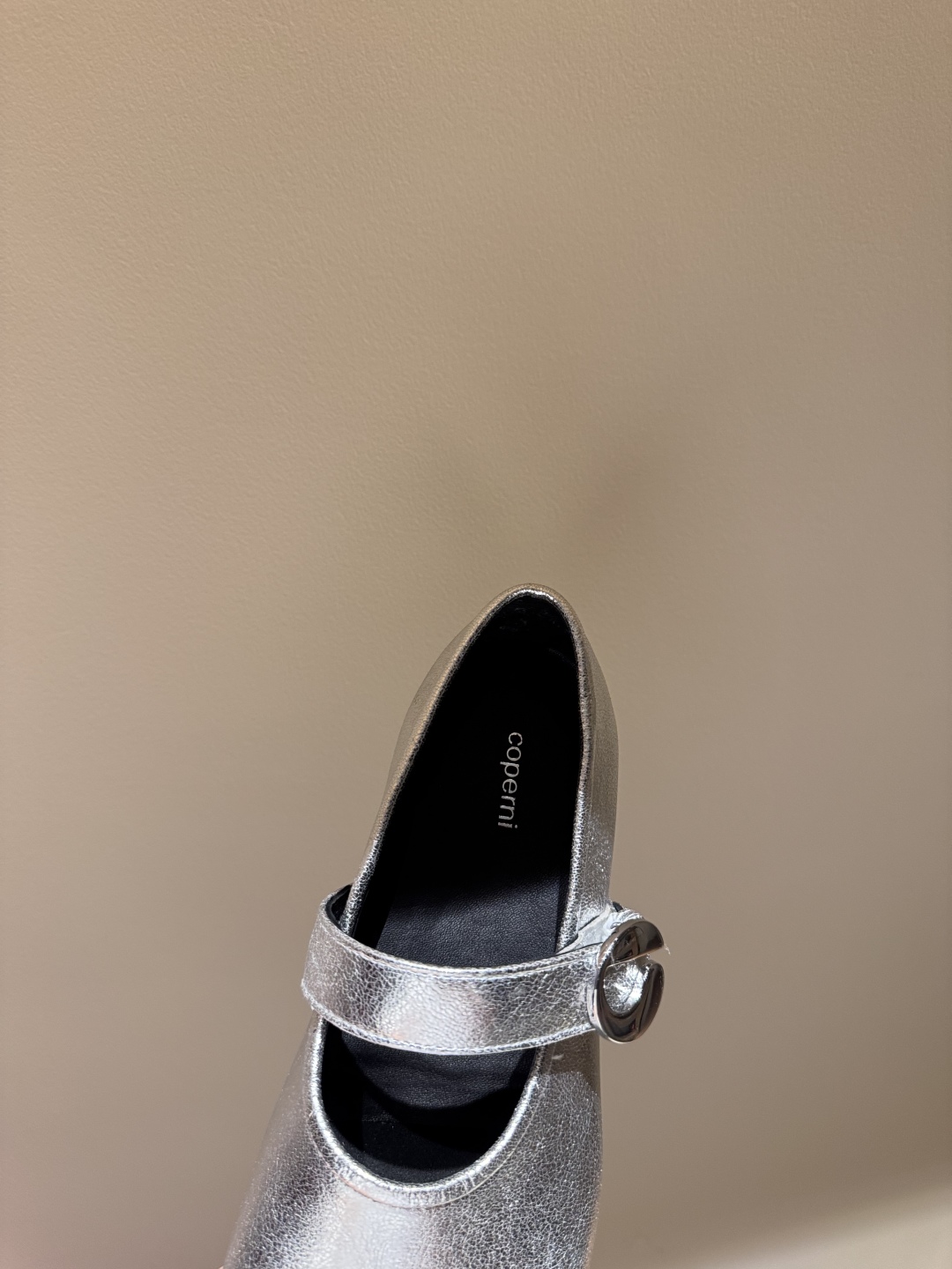 “Coperni Five-Footed Thin Bottom Ballet Shoes: Unique Design with Cattle and Sheepskin, Rubber Sole, Size 35-41” - 图片 7