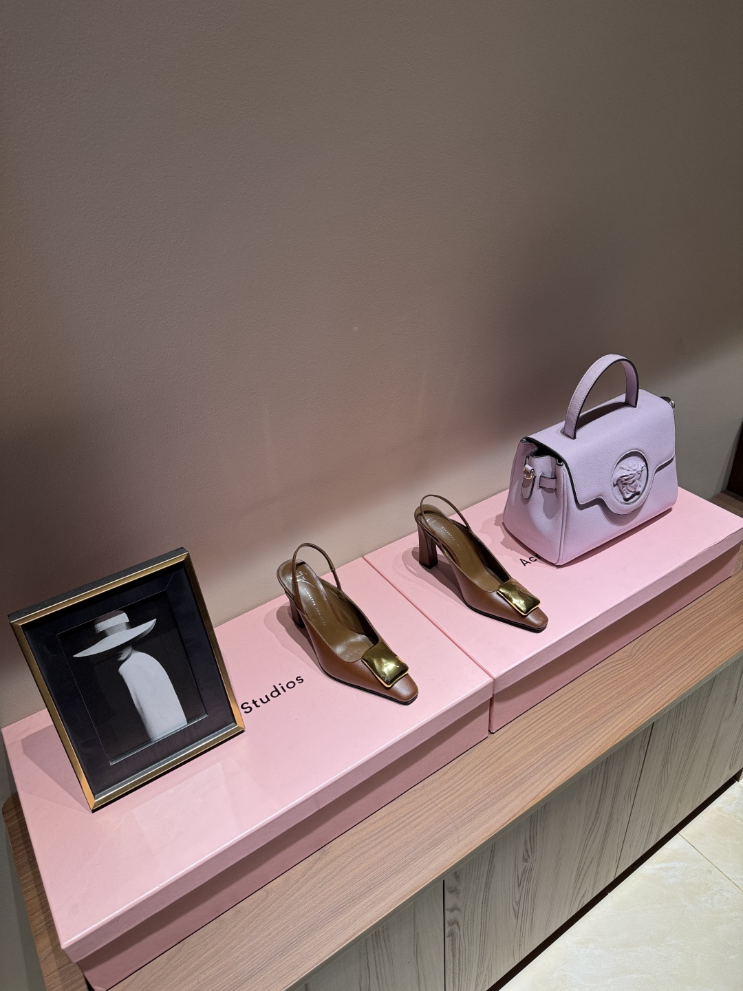 Giuseppe Zanotti: Luxury Women’s High Heel Sandals from Italy - 图片 2