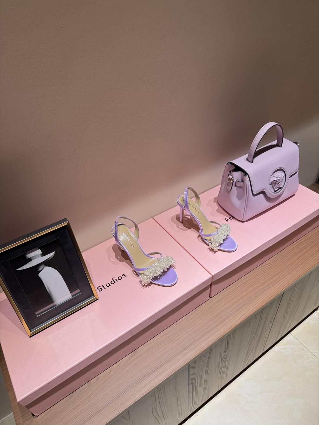 2025 Summer New Mach&Mach Pearl High Heel Shoes with Ringed Bands - 图片 2