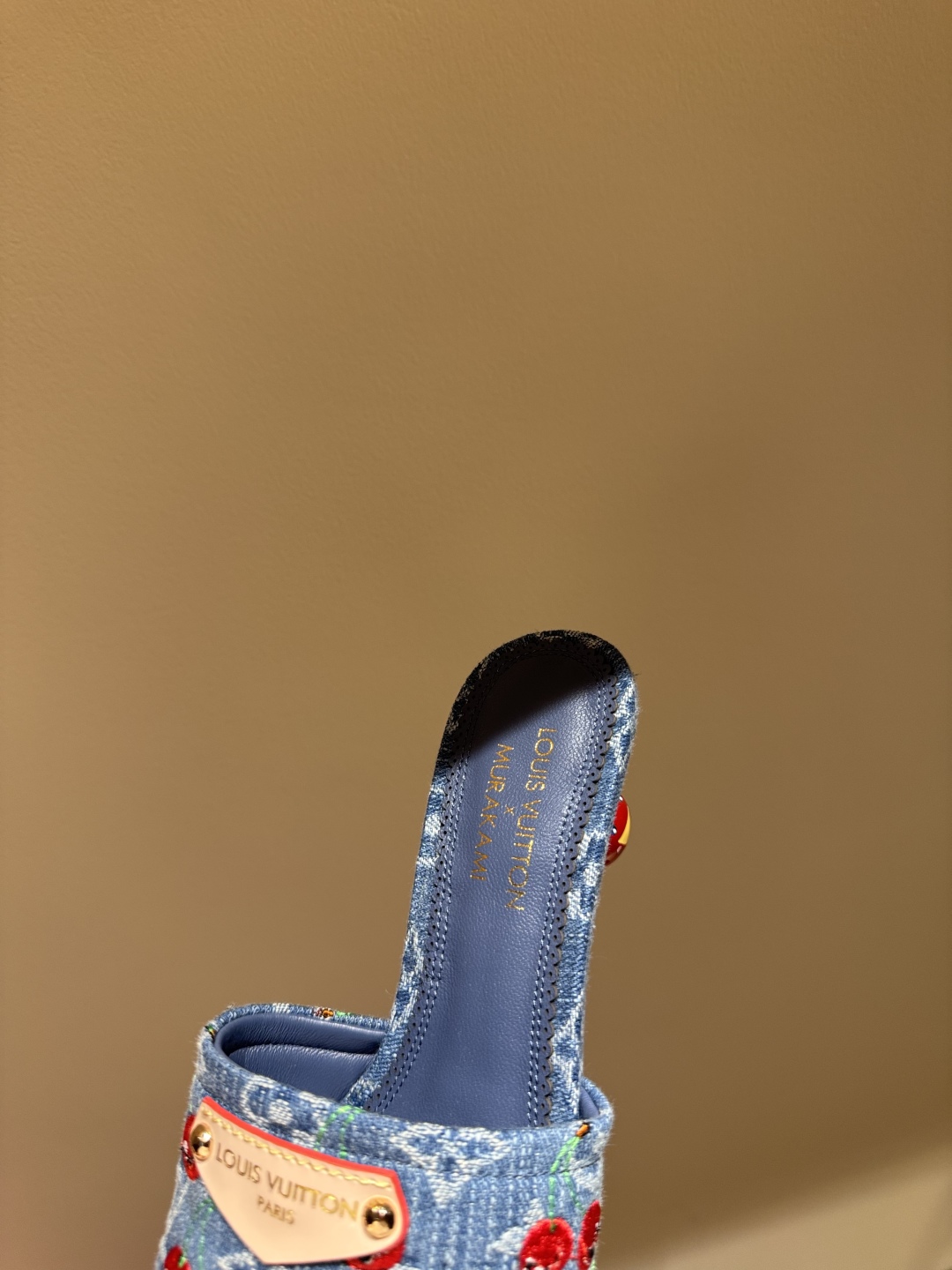 aa.jpg