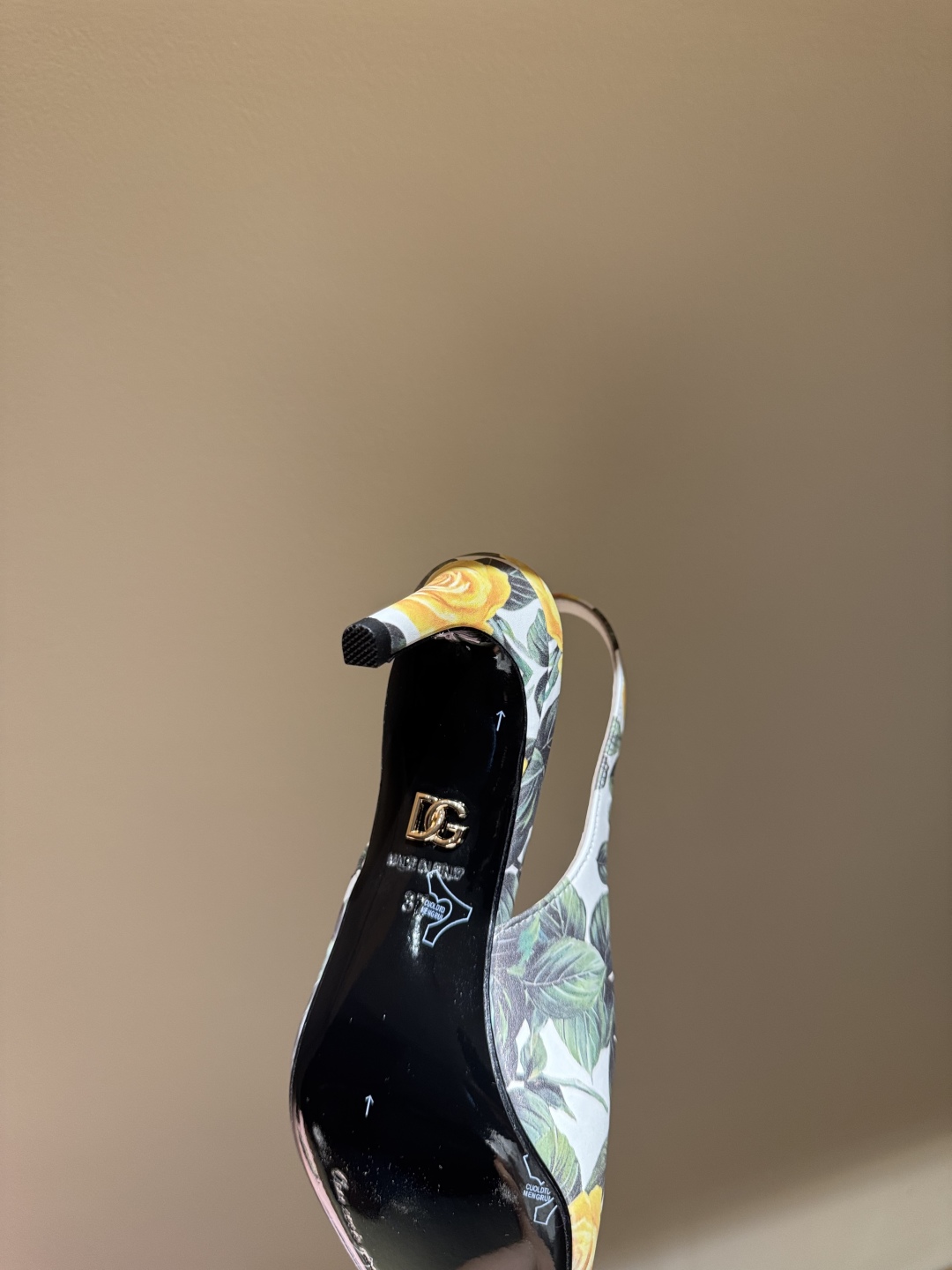 Dujabana Retro Shoes: Elegant Design with Unique Details - 图片 8
