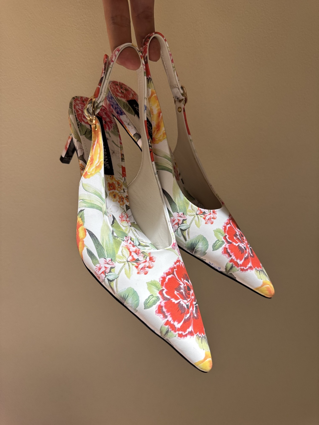 Dujabana Retro Shoes: Elegant, Noble, and Unique Butterfly Design - 图片 1
