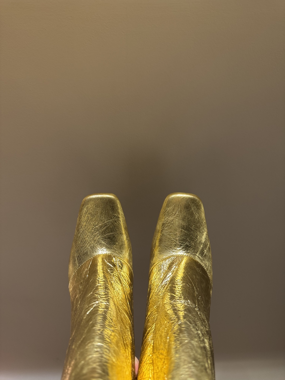 Coperni 25SS New Alien and Straight Boots: Stylish Designer Footwear in Cattle Skin - 图片 8