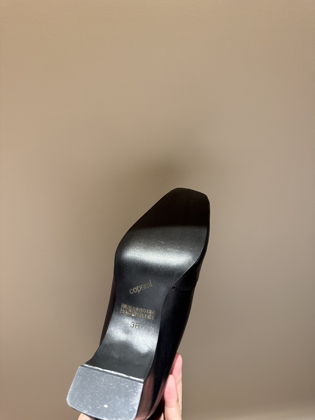 Coperni 25SS New Alien and Straight Boots: Stylish Designer Footwear with Unique Features - 图片 9