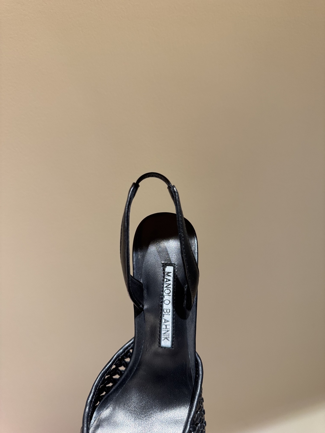 Manolo Blahnik High-Heel Sandals: Classic Knitting and Hand-Weaving Collection - 图片 6
