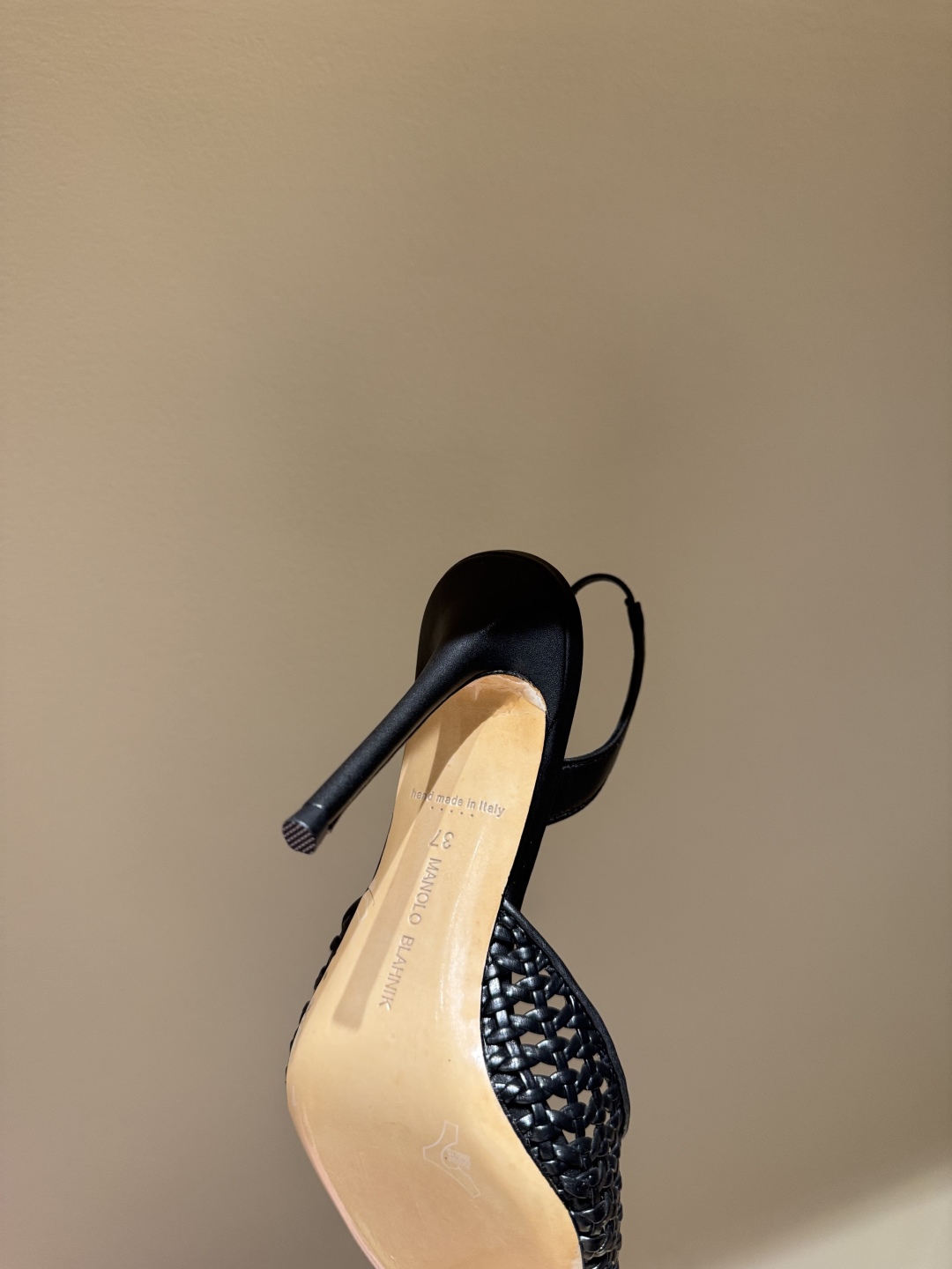 Manolo Blahnik High-Heel Sandals: Classic Knitting and Hand-Weaving Collection - 图片 8