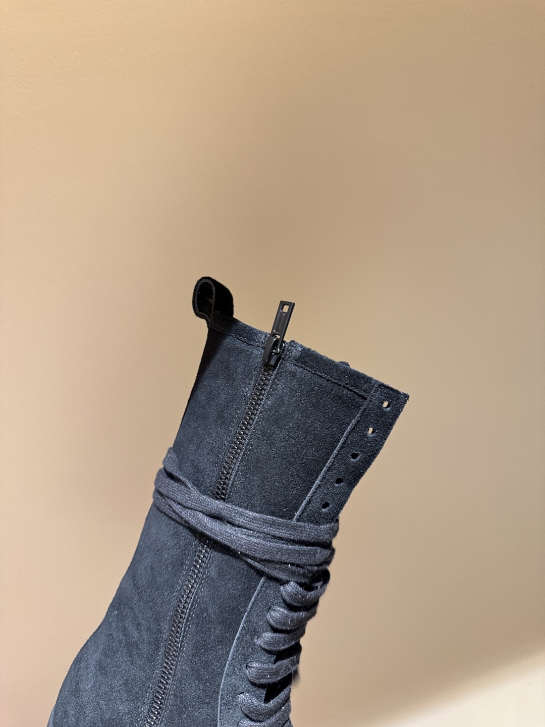 Ann Demeulemeester Fall Winter Boots: Sporty Elegance in Black, Size 35-40 - 图片 5