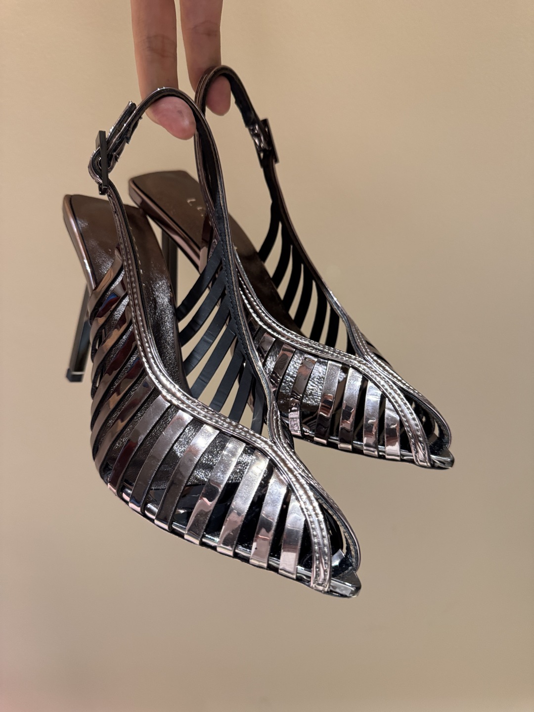 LeSilla High Heel Shoes: Designer Craftsmanship for Comfort and Beauty - 图片 1