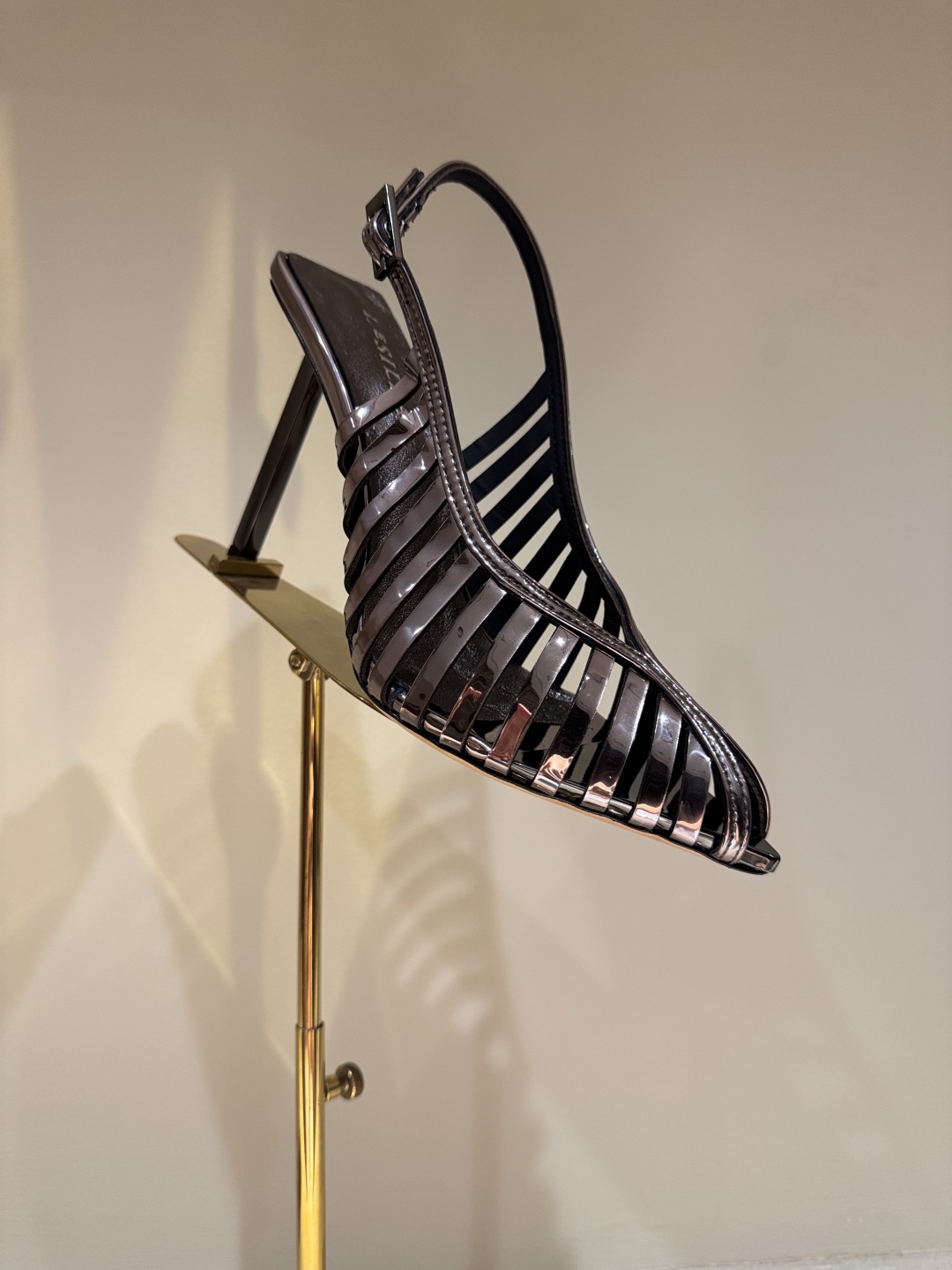 LeSilla High Heel Shoes: Designer Craftsmanship for Comfort and Beauty - 图片 8