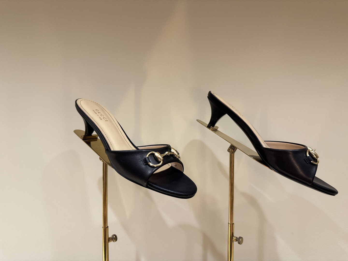 NO:789336,5 colors of low heels, high heels and slippers, high heels, slippers19860909低跟5色,高跟鞋拖鞋,high heels,slippers,Women's Shoes