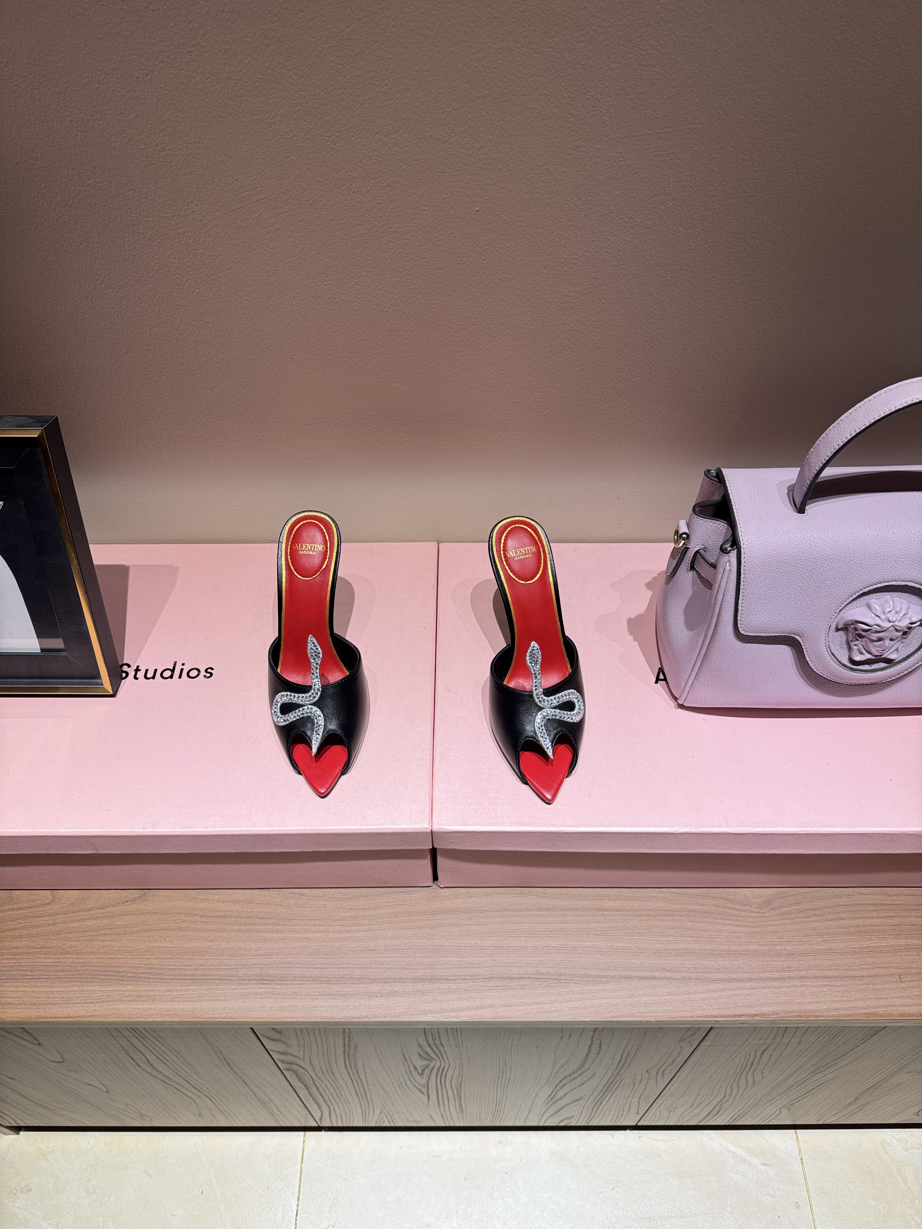 발렌티노 신발 134826 Valentino Shoes 썸네일 이미지