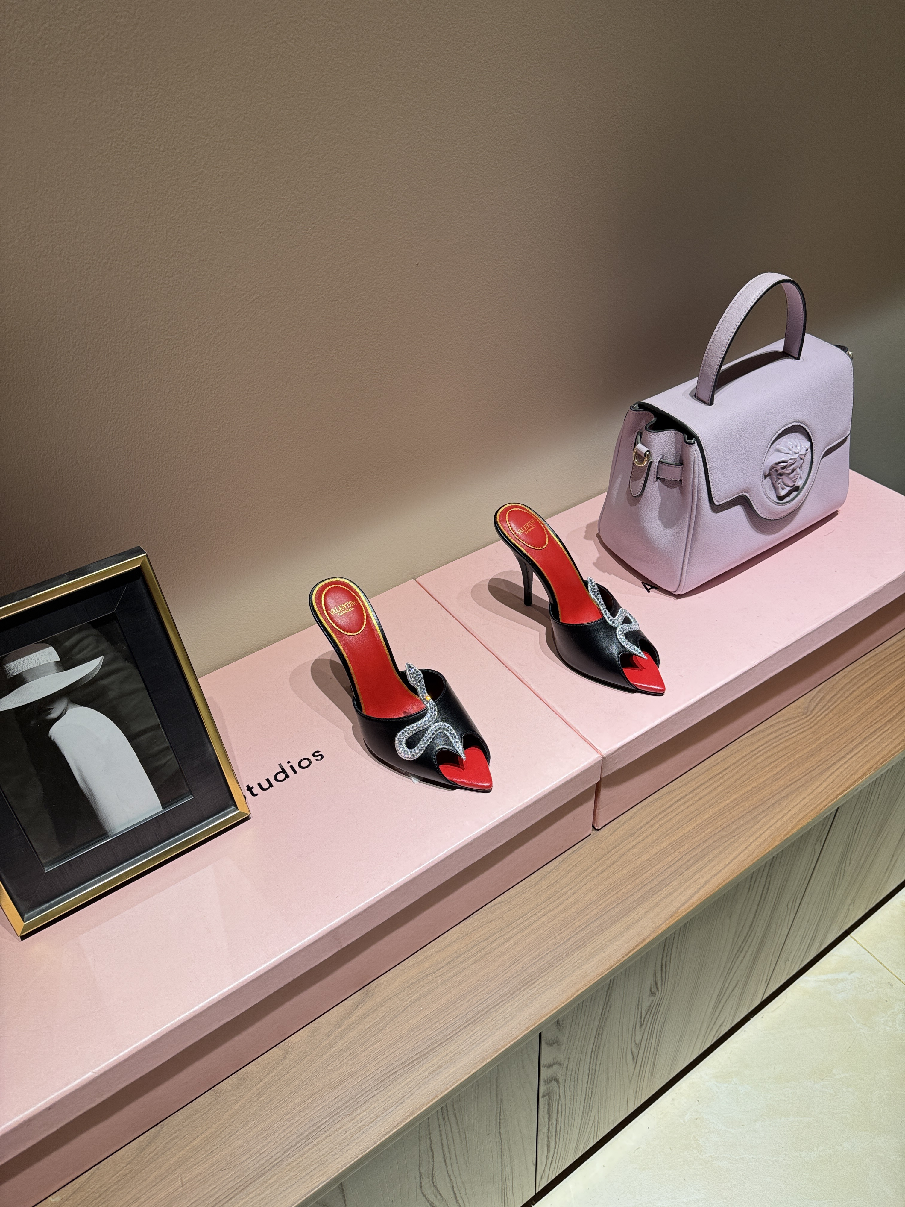 발렌티노 신발 134826 Valentino Shoes 썸네일 이미지
