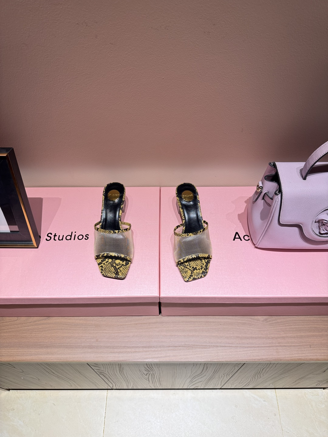 Designer Slides
