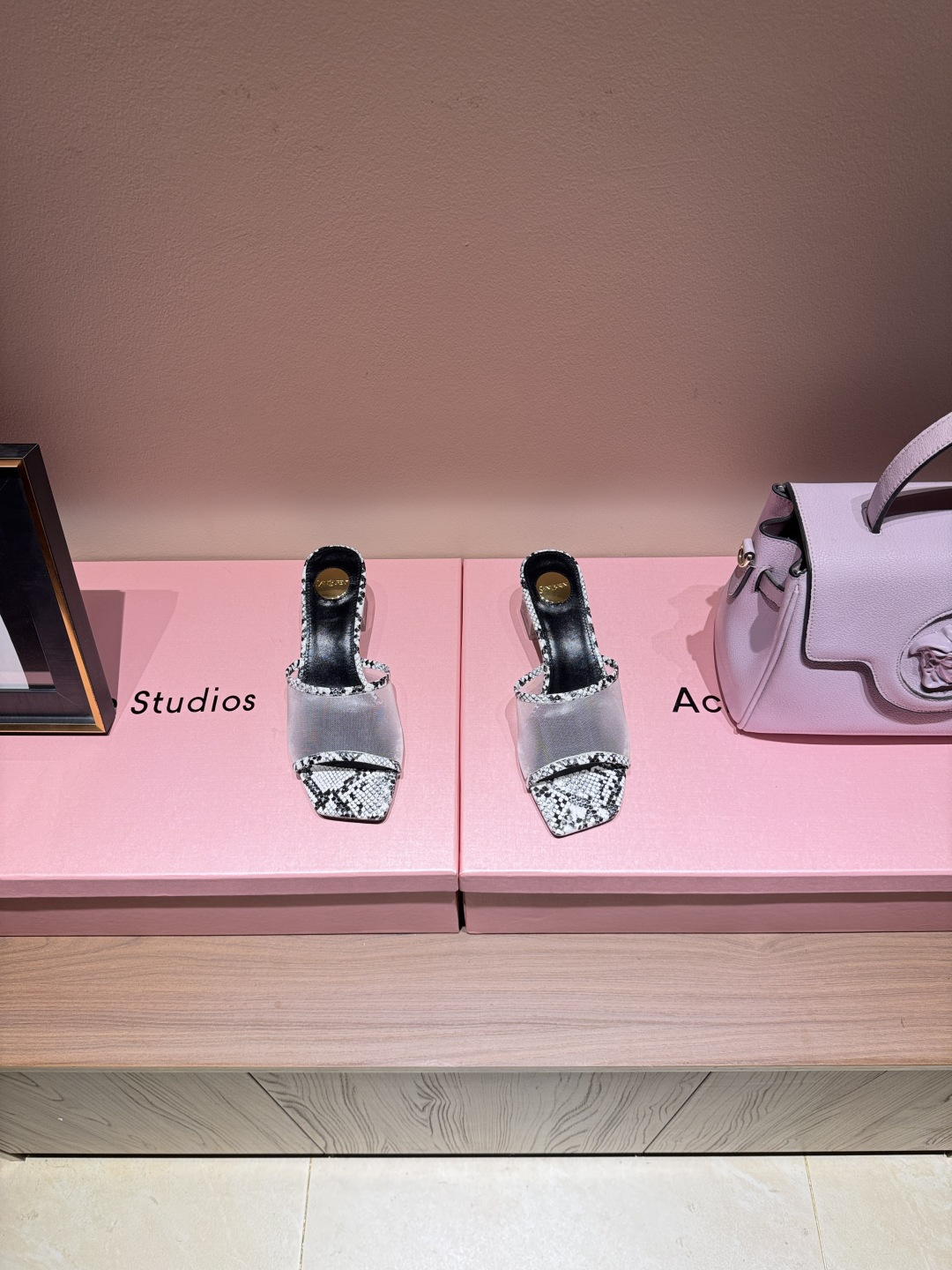 Designer Slides