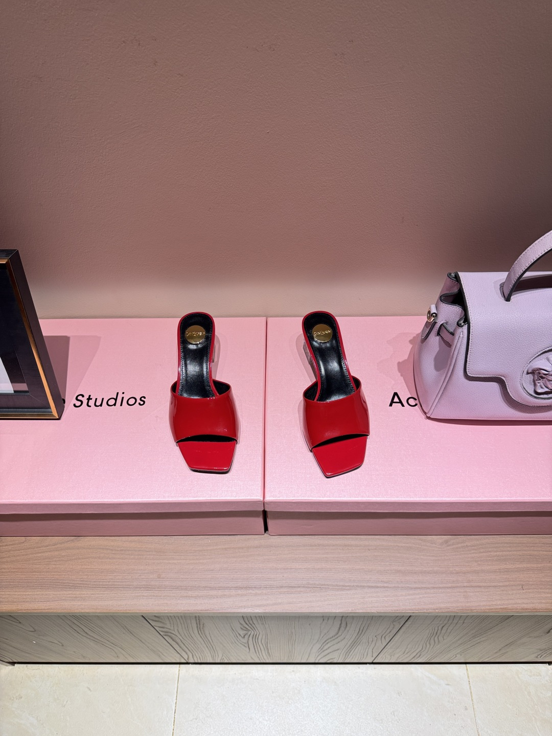 Designer Slides