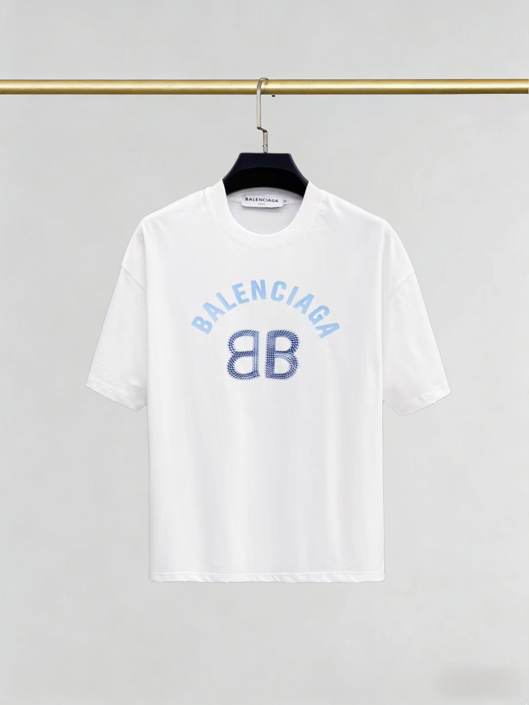 P105 Balenciaga 2026SS última camiseta de manga corta de moda con cuello redondo en primavera y verano, sincronizada co…