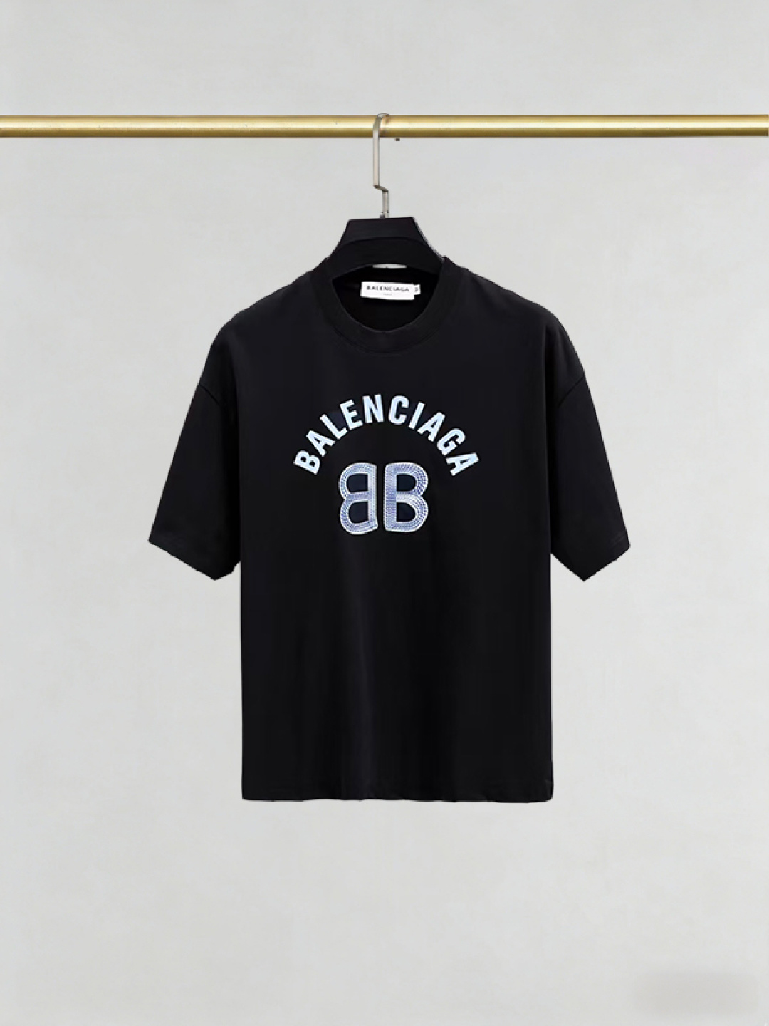 P105 Balenciaga 2026SS última camiseta de manga corta de moda con cuello redondo en primavera y verano, sincronizada co…