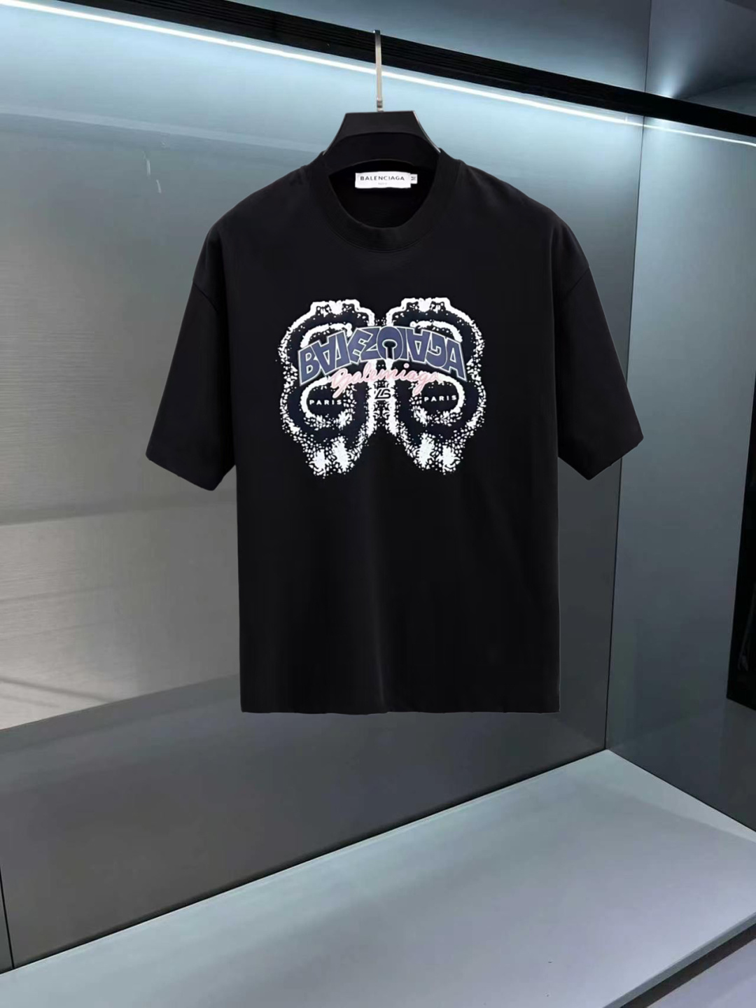 P105 Balenciaga 2026SS última camiseta de manga corta de moda con cuello redondo en primavera y verano, sincronizada co…
