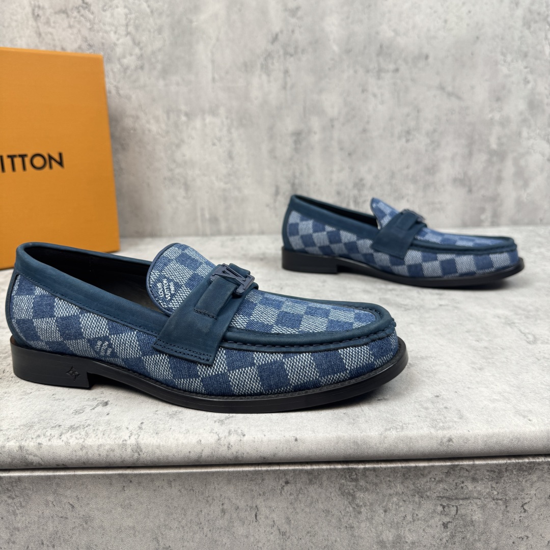 Louis Vuitton Mocassins Major en Toile Damier, Bleu Élégant et Confort Durable