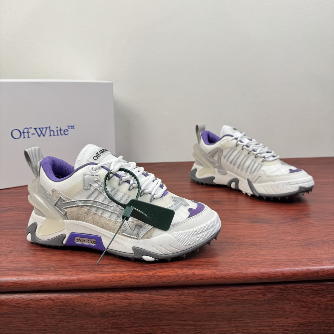 NO:832520,Batch OFF-WHITE ODSY -1000 sports shoes, high-end products for men and women, full of details when purchasing the original shoes. S version - currency version, 5 details points to distinguish ①S version is composed of a new 5-layer outsole - the currency version uses an integrated knee, which not only saves costs, but also does not provide any comfort.  ②The S version uses a high-end white craft box. The shoe box not only has a three-dimensional effect but also has the atmosphere of a luxury product - the currency version is made of ordinary green and the material has no contrast in all aspects. ③The upper of the S version is made of top-layer leather - the currency version uses space material. ④The inside of the S version shoe is made of sponge filler and various components - there is basically no fit inside the currency version. ⑤S version  The heel surround of the shoe is made of TPU material - the currency version is made of plastic material VirgilAbloh  Off-White's latest running shoe design was first exposed on his personal Instagram, intending to create a new craze after the 'TheTen' series in collaboration with Nike is about to come to an end. This latest pair of shoes called ODSY-1000 has a strong 'dad shoe' shape. The upper is rich in color and full of deconstructed splicing of different materials, including suede, rubber, mesh and other materials. The most iconic 'X' logo of the brand appears in a unique form. Comes with original box packaging dust bag!  Size 36-37-38-39-40-41-42-43-44-45-46-47 Leather shoe size Item number OFF1000 White and purple,,off white,sneakers19860909批 OFF-WHITE ODSY -1000运动鞋 男女同款高端产物 原鞋购入细节拉满. S版本 -通货版本 5个细节点区分 ①S版本是由全新磨具5层大底组合而成-通货版本用的是一体描膝,不仅成本节约脚感更谈不上任何舒适感 ②S版本采用高端的白色工艺盒,鞋盒不仅有立体感而且又有符合到奢品的气息-通货版本用的是普通绿色 材质也各方面也是没有任何的对比性 ③S版本鞋面采用的是头层皮料-通货版本用的是太空材料 ④S版本鞋子内里由海绵填充物和各种组件贴合而成-通货版本内里基本没有贴合 ⑤S版本 鞋子后跟包围部位用的是TPU材质-通货版本用的是滴塑材质 VirgilAbloh 于个人Instagram抢先曝光Off-White最新的跑鞋设计,有意在与Nike合作的「TheTen」系列即将完结后再掀全新热潮.这双名为ODSY-1000的最新鞋款拥有浓烈的「老爹鞋」造型,鞋面色彩丰富与充满异材质的解构拼接,包括绒面、橡胶与网眼等质料,最具品牌标志性的「X」Logo更是以奇特形式显现.配原盒包装防尘袋！ 尺码36-37-38-39-40-41-42-43-44-45-46-47 皮鞋码 货号OFF1000 白紫,,off white,sneakers,Men's shoes