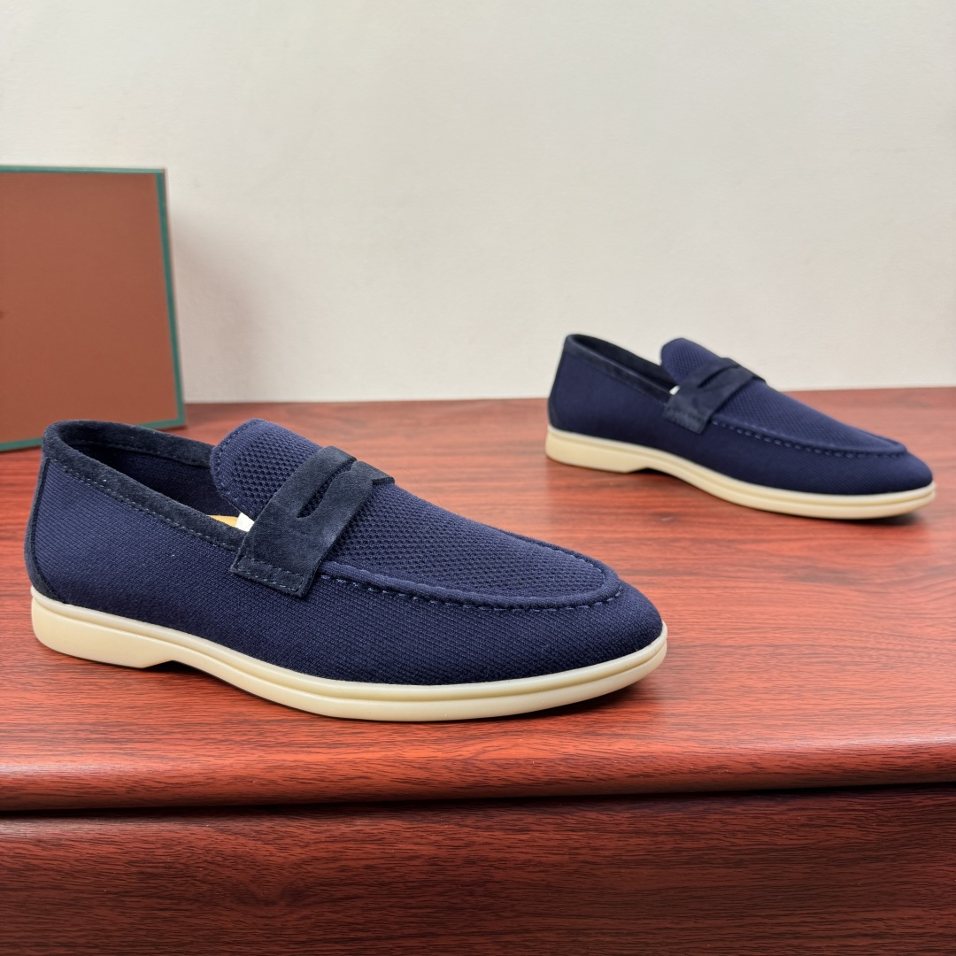 NO:781881,Batch the same knitted sneakers men's moccasins from Loro Piana's official website!  Made of Wish wool blended fabric｜The upper is made of unique knitted fabric and the heel is spliced ​​with high mercerized suede cowhide!  Comprehensive one-to-one restoration of the counter process flow | Full cowhide zip-tying process for the mid-bottom | Installed with the original lightweight TPU suction mold outsole | It is definitely not the ordinary bulky one-piece rubber sole on the market. Mesh lining, genuine leather feet, simple slip-on style, suitable for all seasons, with a full set of packaging!  Size 39-40-41-42-43-44 leather shoe size (can be customized 45.46) Item number FAN0236 blue, loro piana, sneakers, cowhide19860909批 Loro Piana(诺悠翩雅)官网同款针织运动鞋男士莫卡辛鞋！ 采用 Wish 羊毛混纺面料制作｜鞋面采用独特针织面料制作工艺后跟拼接高丝光反绒牛皮！全方位一比一复原专柜工艺流程｜中底部全牛皮拉绑工艺流程｜加装原版开模轻盈TPU吸模工艺大底｜绝非市面普通笨重一体橡胶底 网布内里 ,真皮垫脚,一脚蹬简约款式,四季皆宜,配全套包装！ 尺码39-40-41-42-43-44皮鞋尺码（可定制 45.46） 货号FAN0236 蓝色,,loro piana,sneakers,cowhide,Men's shoes