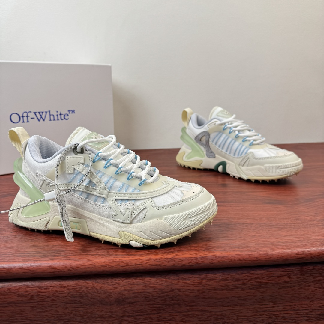 NO:832544,Batch Off-White ODSY-1000 couple's sneakers in multiple colors shipped!  Retro-futuristic design, multi-material spliced ​​upper, 'ODSY-1000' logo on the side of the shoe, transparent TPU on the heel, full of layering, and eye-catching details. The outsole is made of EVA and rubber, which is cushioning and comfortable. It is OK for daily wear or walking for a long time! Street fashion style, it is super classy when paired with loose clothing, and it is a must-have item for fashion personality!  Comes with original box and dust bag!  Size 36-37-38-39-40-41-42-43-44-45-46-47 leather shoe size item number OFFW1000 white, green and blue,,off white,sneakers19860909批 Off-White ODSY-1000情侣款运动鞋多色出货！ 复古未来感设计,多材质拼接鞋面,鞋侧'ODSY-1000'标识,后跟透明TPU,层次感满满,细节超吸睛.大底EVA和橡胶材质,缓震舒适,日常穿搭或长时间行走都很OK!街头潮流风,搭配宽松服饰超有范,时尚个性必备单品！配原盒包装防尘袋！ 尺码36-37-38-39-40-41-42-43-44-45-46-47皮鞋尺码 货号OFFW1000 白绿蓝,,off white,sneakers,Men's shoes