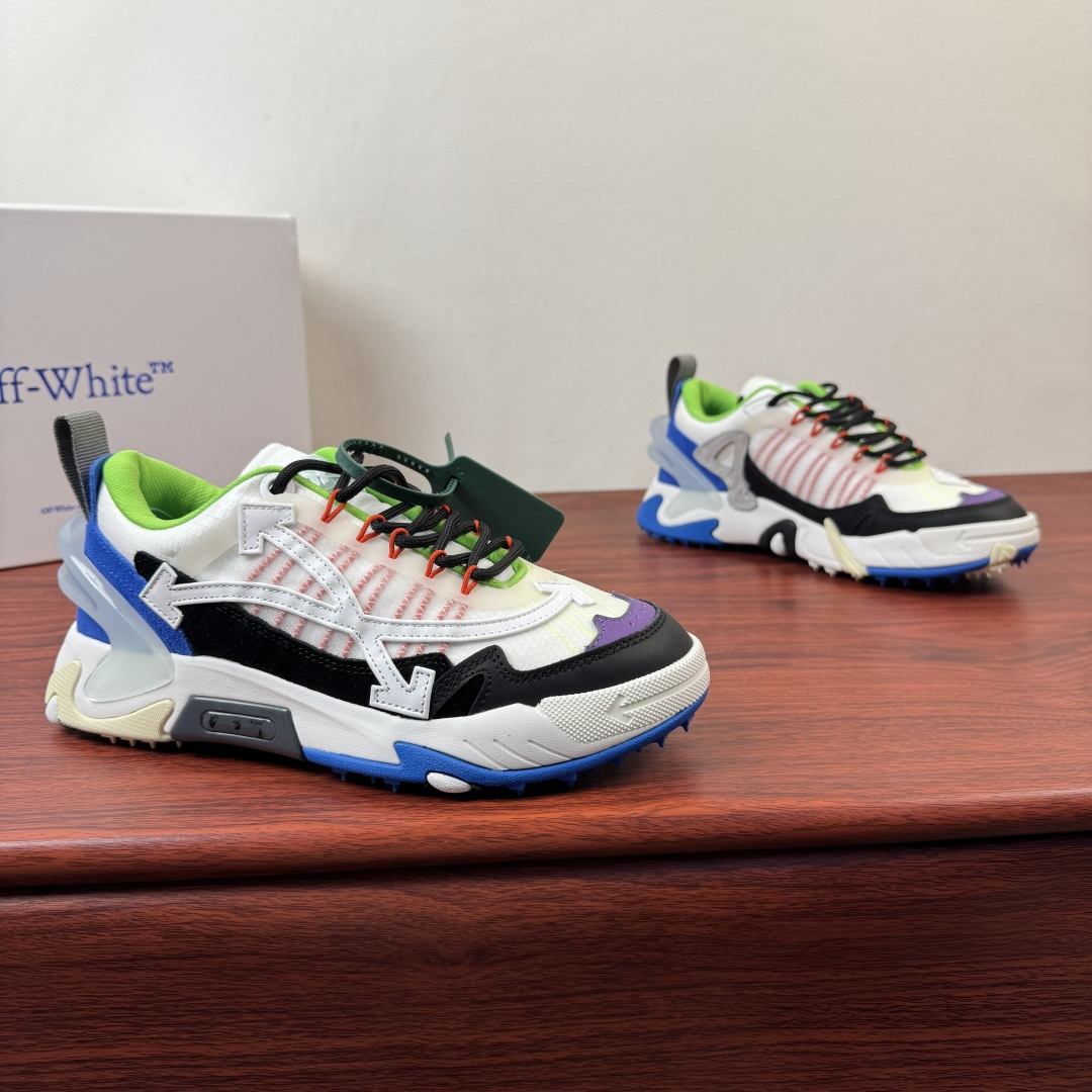 NO:832538,Batch Off-White ODSY-1000 couple's sneakers in multiple colors shipped!  Retro-futuristic design, multi-material spliced ​​upper, 'ODSY-1000' logo on the side of the shoe, transparent TPU on the heel, full of layering, and eye-catching details. The outsole is made of EVA and rubber, which is cushioning and comfortable. It is OK for daily wear or walking for a long time! Street fashion style, it is super classy when paired with loose clothing, and it is a must-have item for fashion personality!  Comes with original box and dust bag!  Size 36-37-38-39-40-41-42-43-44-45-46-47 leather shoe size item number OFFW1000 white, black and blue,,off white,sneakers19860909批 Off-White ODSY-1000情侣款运动鞋多色出货！ 复古未来感设计,多材质拼接鞋面,鞋侧'ODSY-1000'标识,后跟透明TPU,层次感满满,细节超吸睛.大底EVA和橡胶材质,缓震舒适,日常穿搭或长时间行走都很OK!街头潮流风,搭配宽松服饰超有范,时尚个性必备单品！配原盒包装防尘袋！ 尺码36-37-38-39-40-41-42-43-44-45-46-47皮鞋尺码 货号OFFW1000 白黑蓝,,off white,sneakers,Men's shoes