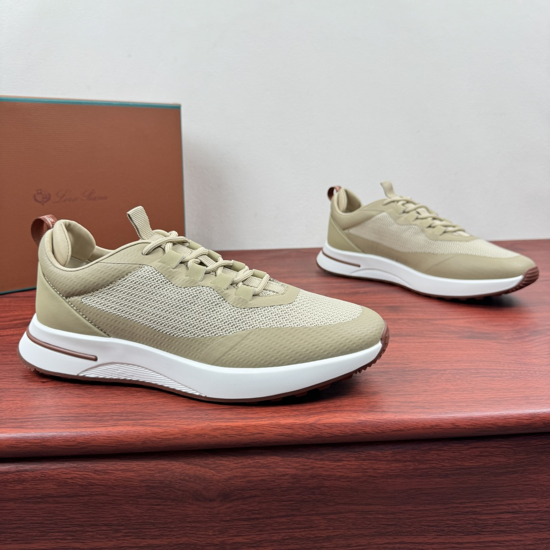 NO:850345,Code YS003845 Loro iana mesh cowhide stitching casual sports shoes for men!  L jogging shoes original factory soles can be purchased at the counter at any time!  This casual shoe is knitted with Wind fiber, showing a unique three-dimensional effect. The unique version narrows slightly in the mid-section and is embellished with nappa leather details. The lightweight rubber sole and studs on the edge enhance grip and stability, and the functional details full of modern beauty add a sporty style to the shoe. The upper uses hot-melt edge-sealing technology. The lightweight technical material of the Kummel-colored rubber outsole is inlaid with cushioning pads on the inside of the sole to make weight distribution more even and reduce the load during walking.  The leather eyelets are directly set on the upper fixed to the sole to ensure stability. The rear is equipped with a cushion to enhance wearing comfort. The counter has a full set of packaging formulas with included shoelaces and insoles. Multiple colors available!  Fabric nylon Decorative cow leather Accessories polyurethane Size 39-40-41-42-43-44 Standard leather shoe size (38/45 can be customized and returns and exchanges are not supported) Item number FAQ3327 Apricot,,loro piana,loro piana,cowhide19860909编码YS003845 Loro iana网面牛皮拼接休闲运动男鞋 ！ L慢跑鞋 代工厂原厂底随意进专柜！这款休闲鞋采用Wind纤维针织而成,呈现出别致的立体效果,独特的版型在中段轻微变窄,并以纳巴革细节点缀.轻盈橡胶鞋底和边缘的鞋钉增强抓地力和稳定性,充满现代美感的功能细节设计为鞋子平添了运动风格.鞋面使用热熔封边工艺 Kummel色橡胶外底的轻盈技术材料鞋底内侧镶嵌着缓冲垫,让重量分配更平均,减轻行进间的负荷 皮革鞋眼直接设于固定在鞋底的鞋面上,以确保稳定性 后部搭配缓冲垫,以提升穿着舒适感,专柜全套包装配方程带附赠鞋带鞋垫.多色可选！ 面料锦纶 装饰牛皮革 辅料聚氨酯 尺码39-40-41-42-43-44 标准皮鞋码（38/45可定做不支持退换货） 货号FAQ3327 杏色,,loro piana,loro piana,cowhide,Men's shoes