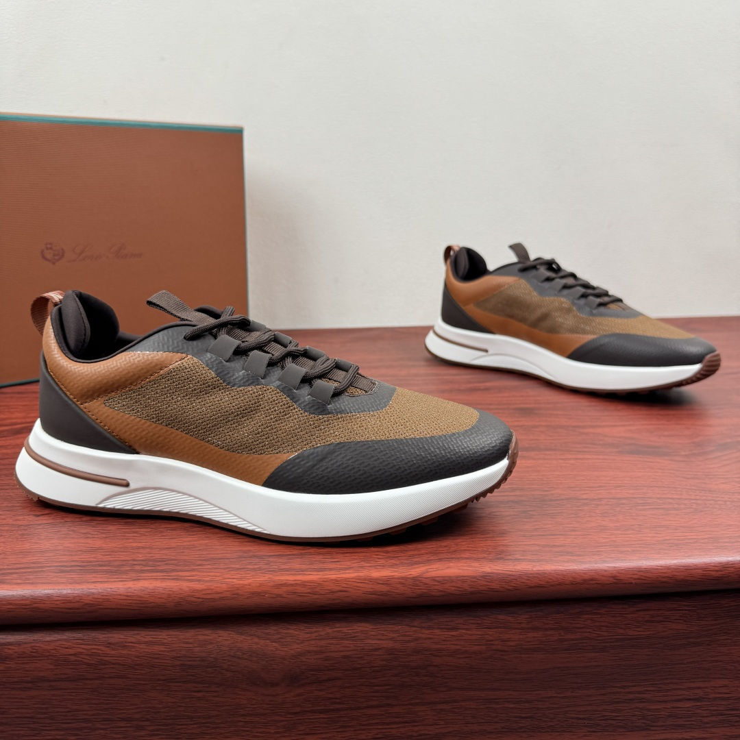NO:850357,Code YS003845 Loro iana mesh cowhide stitching casual sports shoes for men!  L jogging shoes original factory soles can be purchased at the counter at any time!  This casual shoe is knitted with Wind fiber, showing a unique three-dimensional effect. The unique version narrows slightly in the mid-section and is embellished with nappa leather details. The lightweight rubber sole and studs on the edge enhance grip and stability, and the functional details full of modern beauty add a sporty style to the shoe. The upper uses hot-melt edge-sealing technology. The lightweight technical material of the Kummel-colored rubber outsole is inlaid with cushioning pads on the inside of the sole to make weight distribution more even and reduce the load during walking.  The leather eyelets are directly set on the upper fixed to the sole to ensure stability. The rear is equipped with a cushion to enhance wearing comfort. The counter has a full set of packaging formulas with included shoelaces and insoles. Multiple colors available!  Fabric nylon Decorative cow leather Accessories polyurethane Size 39-40-41-42-43-44 Standard leather shoe size (38/45 can be customized and returns and exchanges are not supported) Item number FAQ3327 Coffee brown,,loro piana,loro piana,cowhide19860909编码YS003845 Loro iana网面牛皮拼接休闲运动男鞋 ！ L慢跑鞋 代工厂原厂底随意进专柜！这款休闲鞋采用Wind纤维针织而成,呈现出别致的立体效果,独特的版型在中段轻微变窄,并以纳巴革细节点缀.轻盈橡胶鞋底和边缘的鞋钉增强抓地力和稳定性,充满现代美感的功能细节设计为鞋子平添了运动风格.鞋面使用热熔封边工艺 Kummel色橡胶外底的轻盈技术材料鞋底内侧镶嵌着缓冲垫,让重量分配更平均,减轻行进间的负荷 皮革鞋眼直接设于固定在鞋底的鞋面上,以确保稳定性 后部搭配缓冲垫,以提升穿着舒适感,专柜全套包装配方程带附赠鞋带鞋垫.多色可选！ 面料锦纶 装饰牛皮革 辅料聚氨酯 尺码39-40-41-42-43-44 标准皮鞋码（38/45可定做不支持退换货） 货号FAQ3327 咖棕,,loro piana,loro piana,cowhide,Men's shoes
