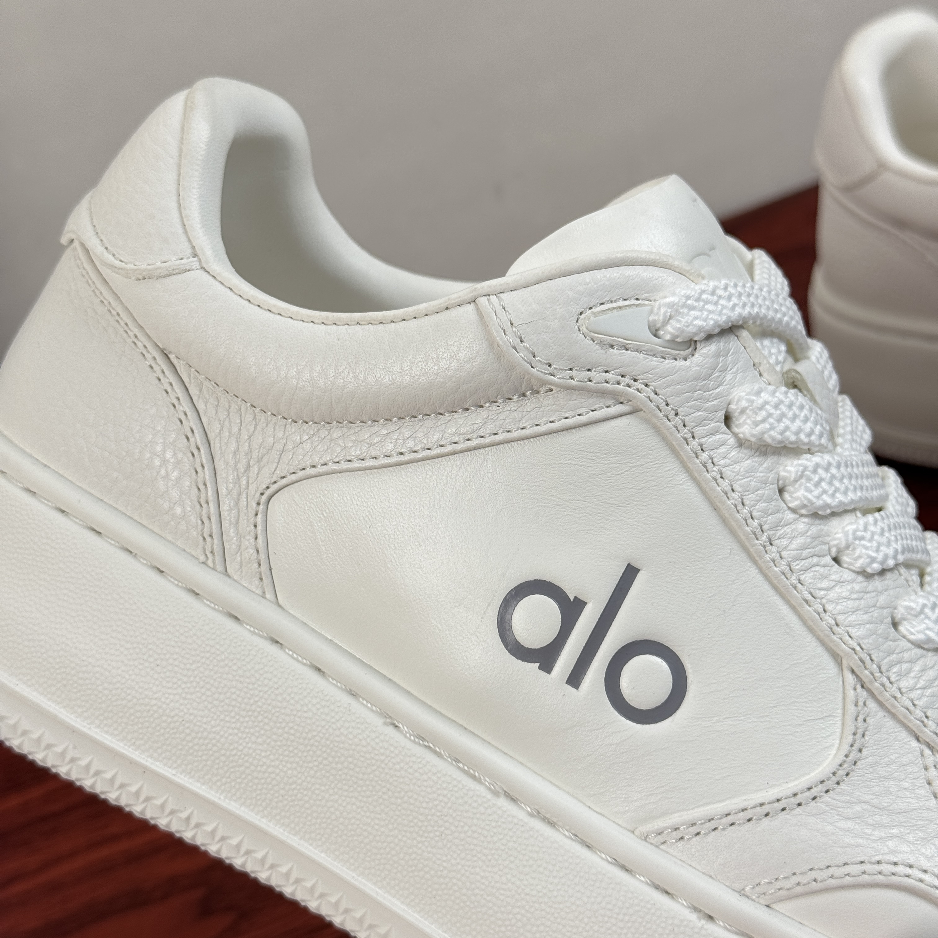 알로 신발 135896 ALO Shoes 썸네일 이미지
