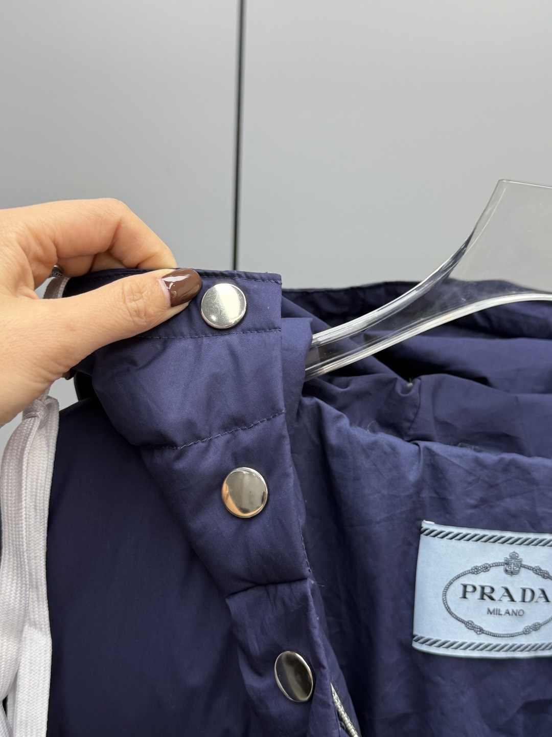 Пуховик Prada
