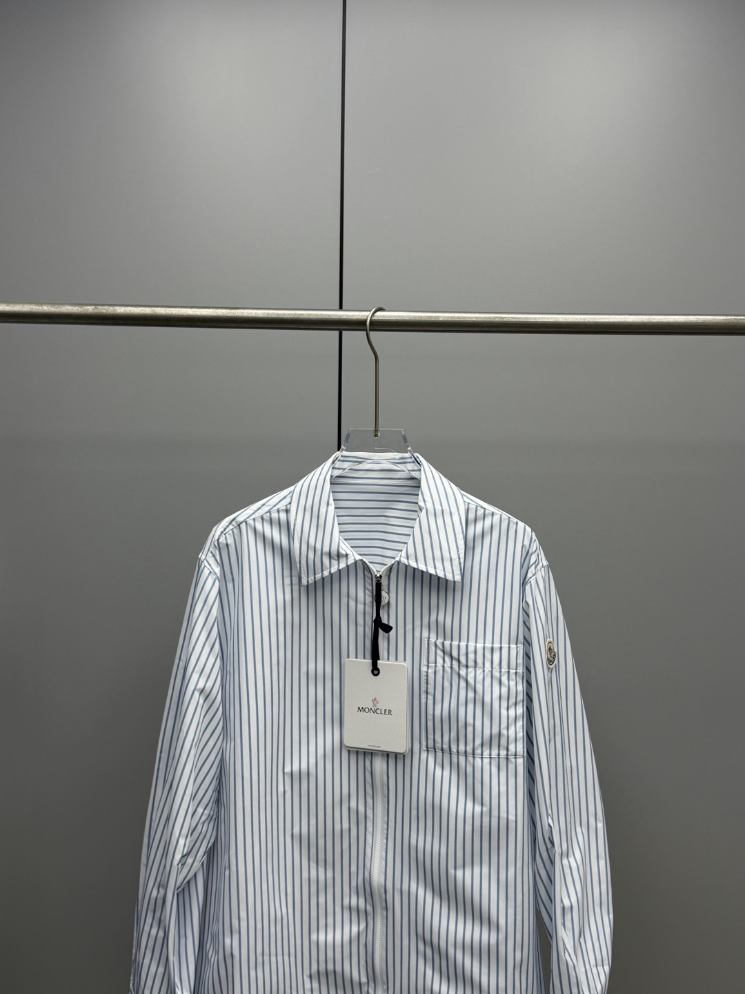 China Replica Moncler Down Jackets MCS0406-35