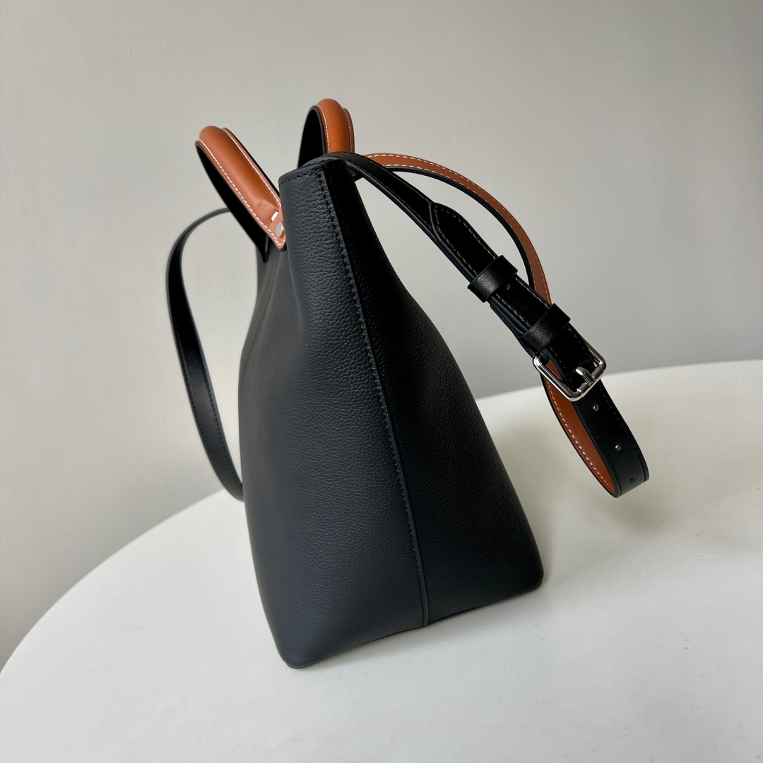 Maison Margiela Dress Age Tote Bag, Black Leather, Convertible Design 6 cmp i1735496833214 8116 0 4