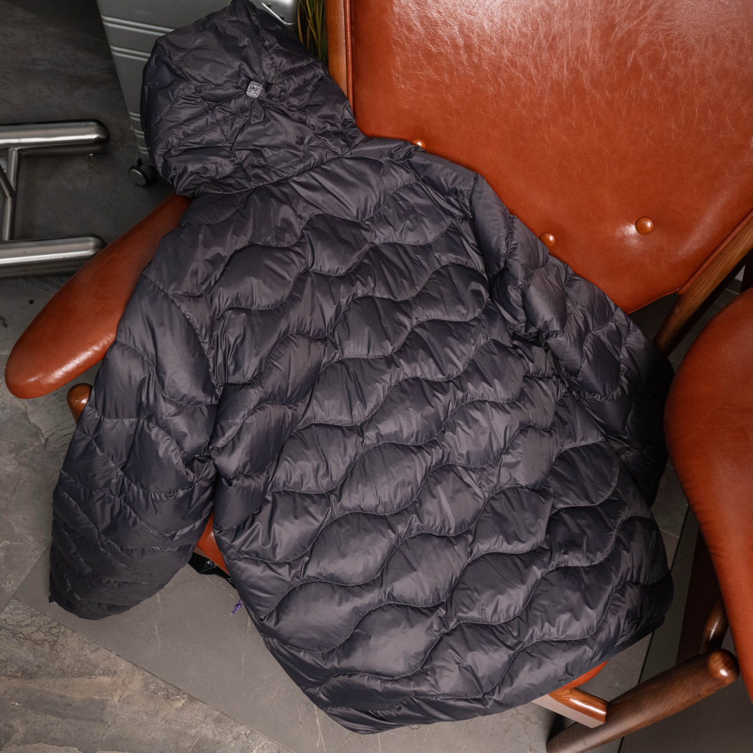 ❗️特价A❗️Peak Performance|壁克峰90鹅绒吐司服配色：运动灰(紫拉链粉内里)、浅沙白