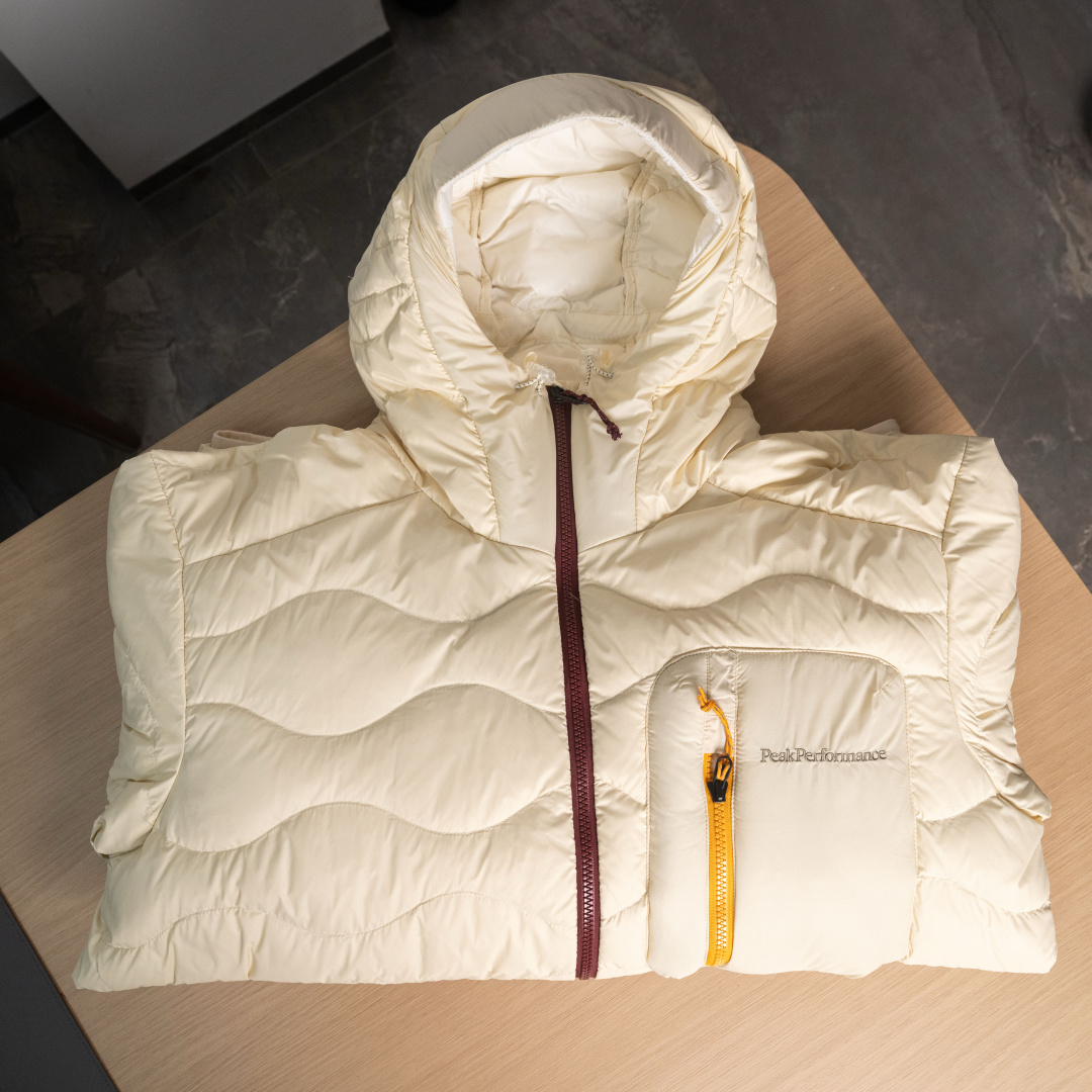 ❗️特价A❗️Peak Performance|壁克峰90鹅绒吐司服配色：运动灰(紫拉链粉内里)、浅沙白