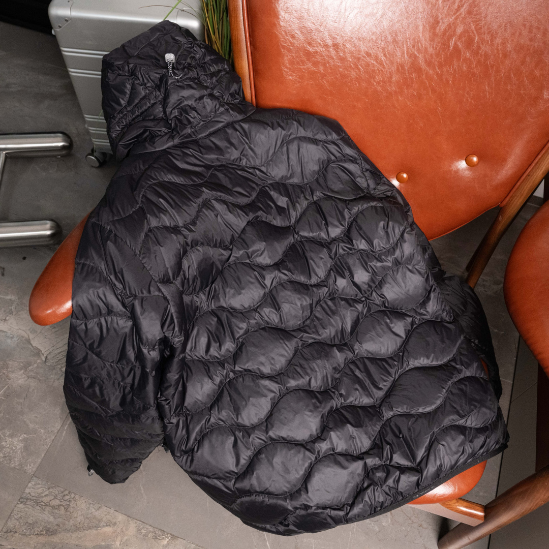 ❗️特价A❗️Peak Performance|壁克峰90鹅绒吐司服配色：运动灰(紫拉链粉内里)、浅沙白