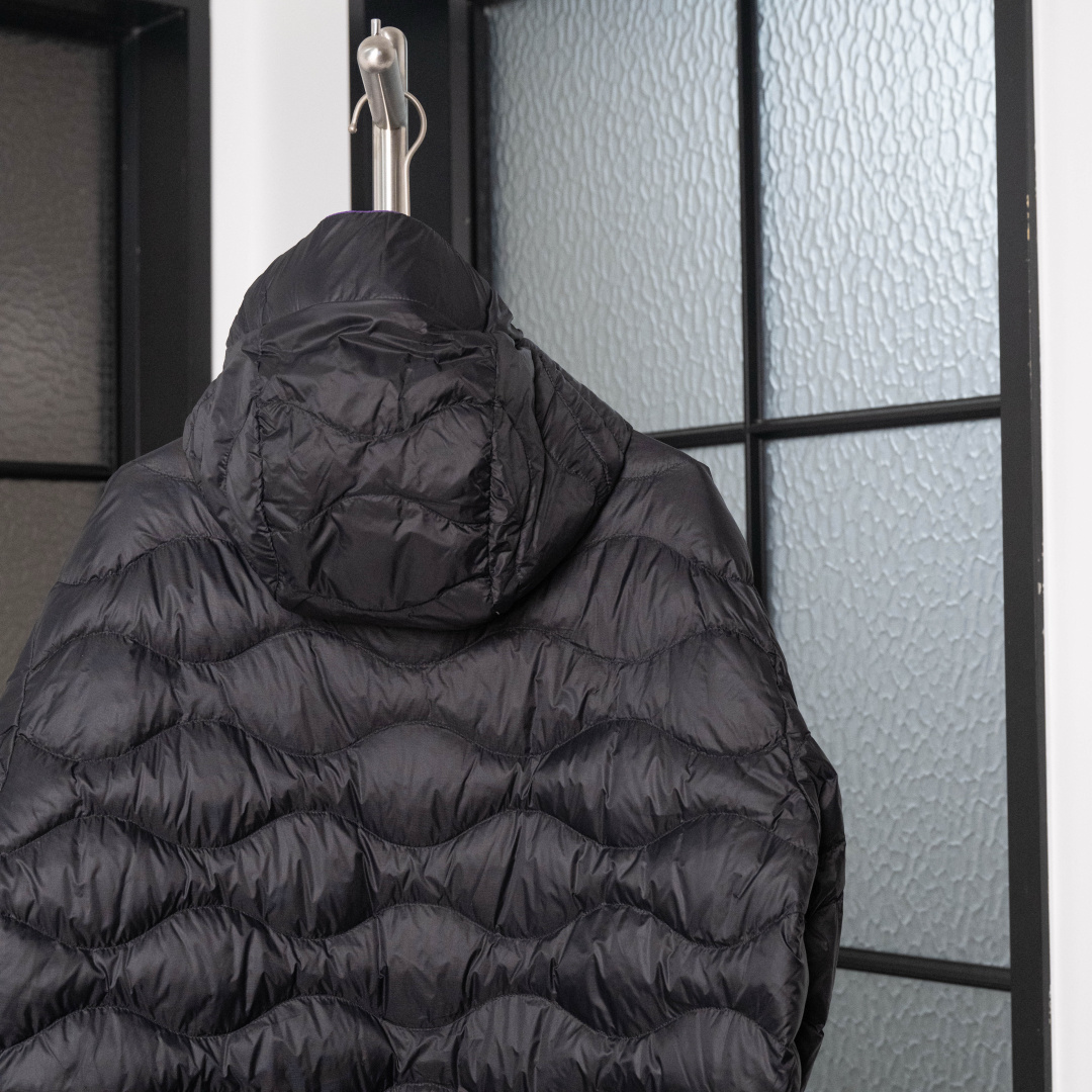 ❗️特价A❗️Peak Performance|壁克峰90鹅绒吐司服配色：运动灰(紫拉链粉内里)、浅沙白